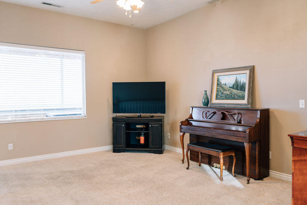 MAJESTIC VIEW - Residential