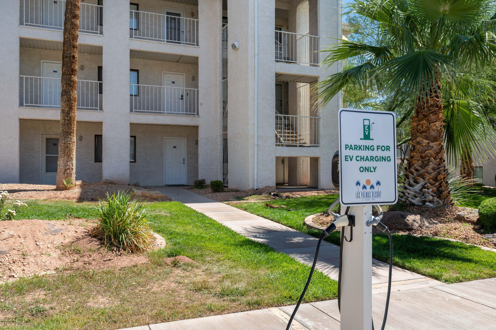 LAS PALMAS RESORT CONDOS - Residential