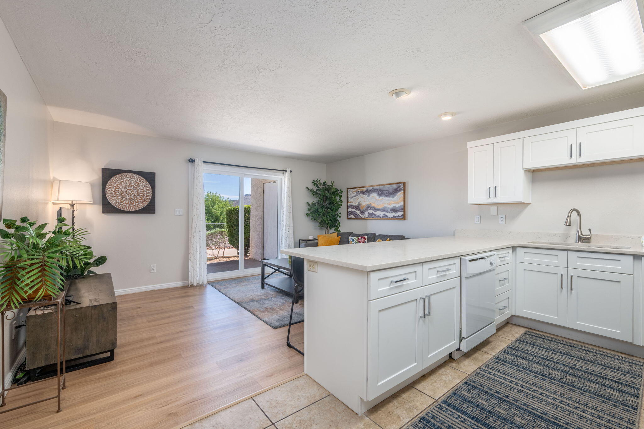 LAS PALMAS RESORT CONDOS - Residential