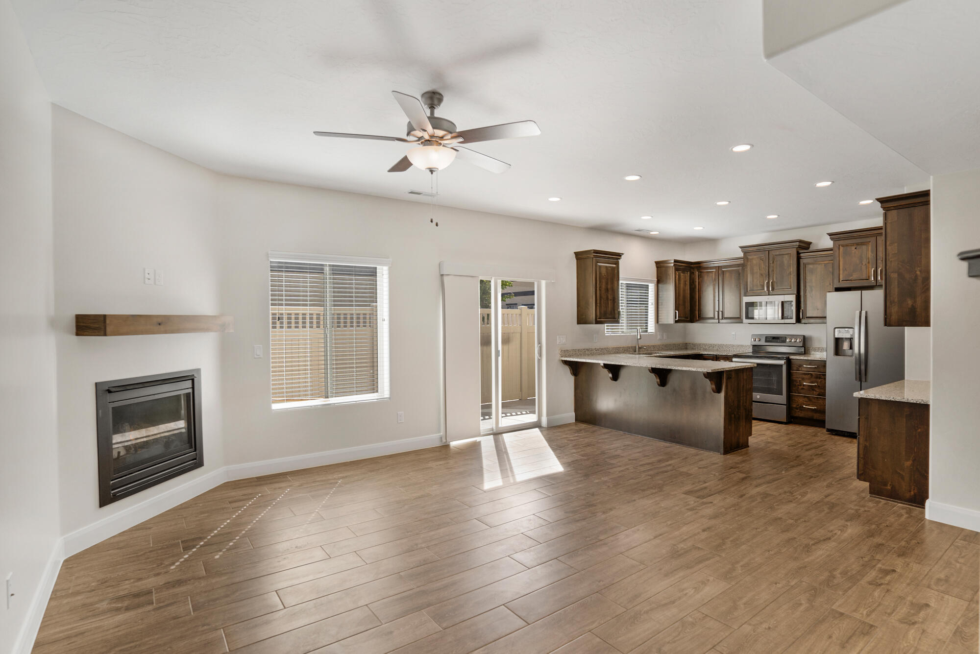 SHADOW RIDGE - Residential