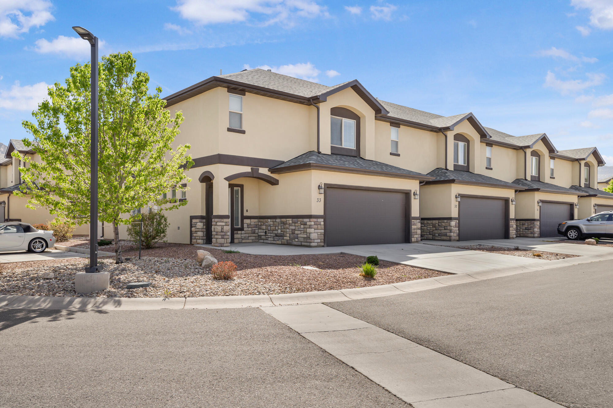 SHADOW RIDGE - Residential