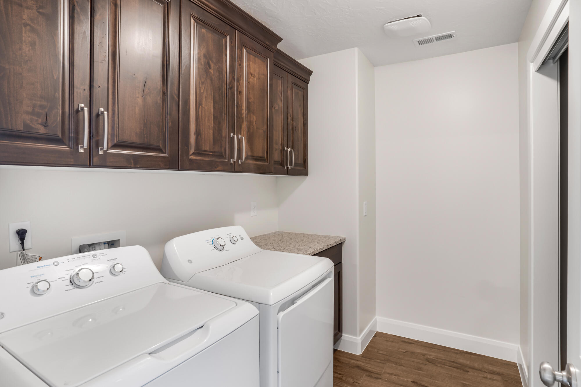 SHADOW RIDGE - Residential