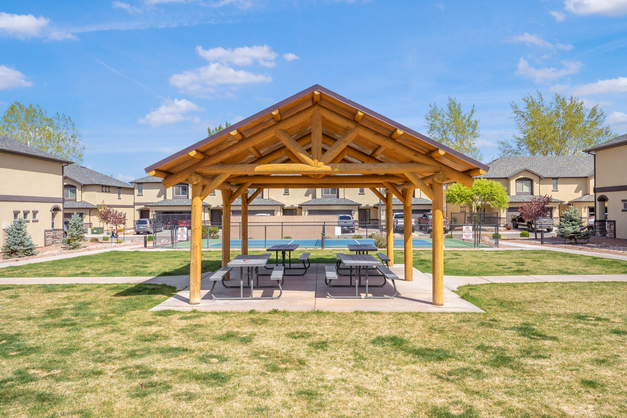 SHADOW RIDGE - Residential