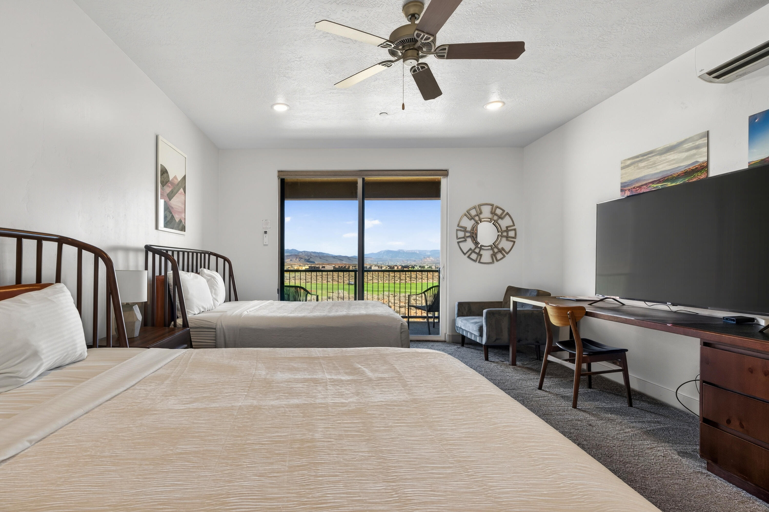 VILLAS AT SAND HOLLOW - Residential