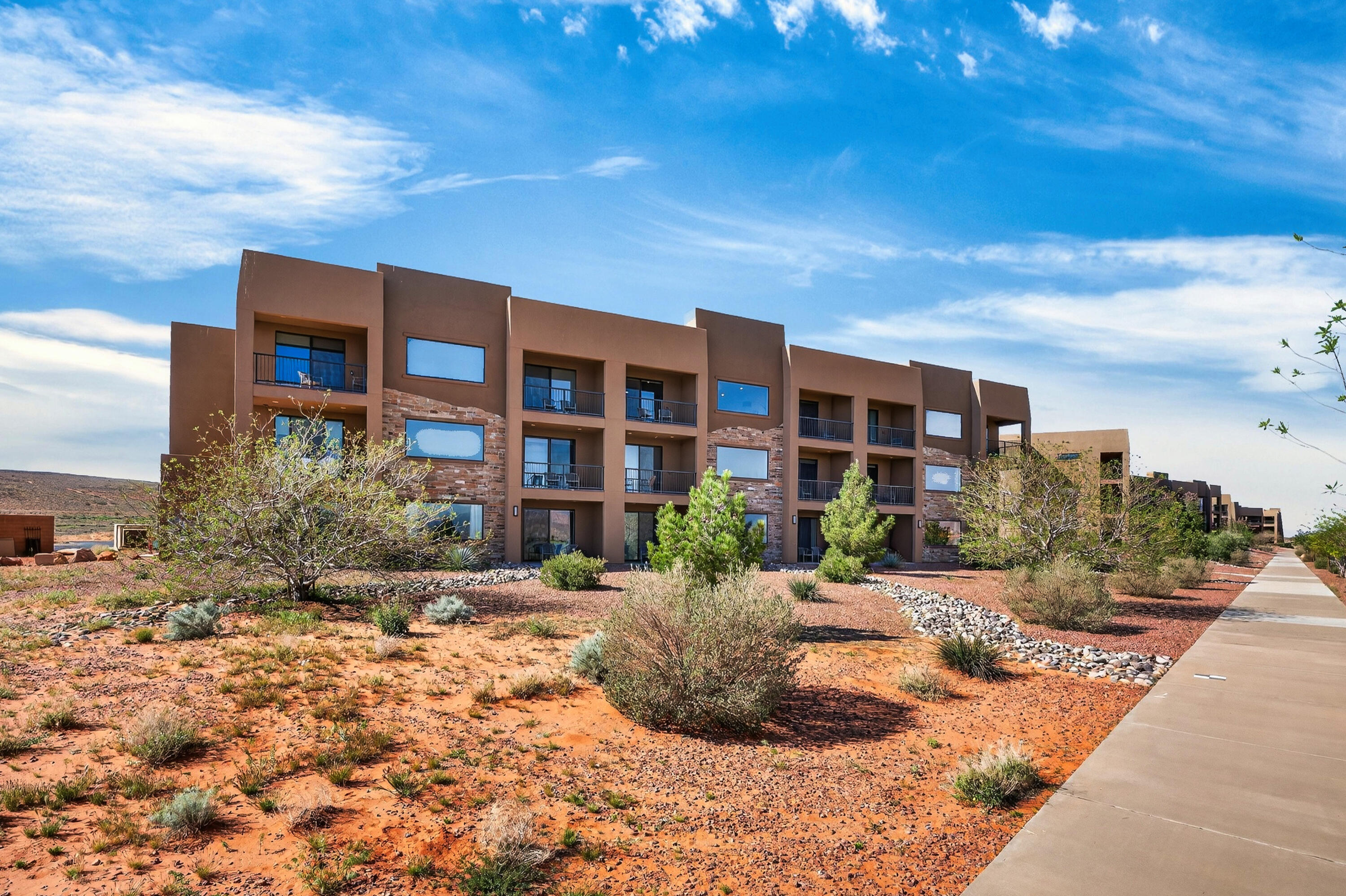 VILLAS AT SAND HOLLOW - Residential