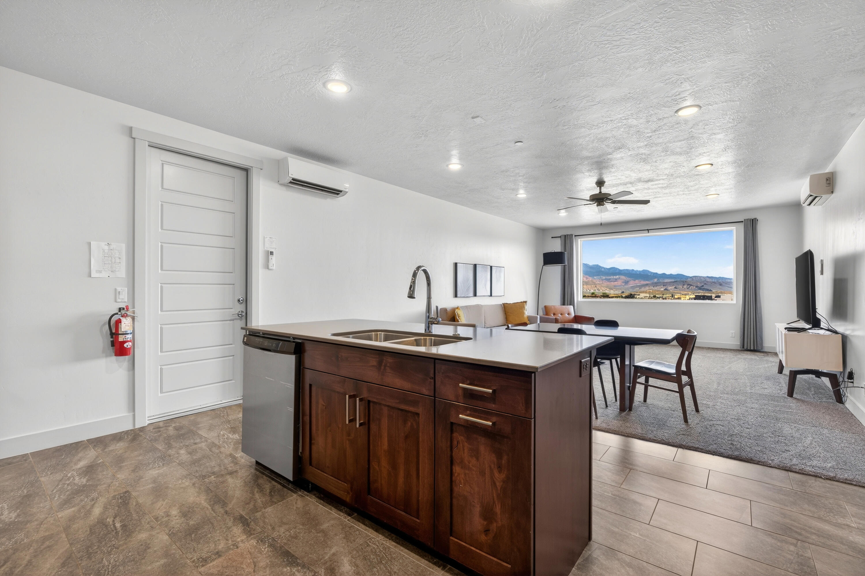 VILLAS AT SAND HOLLOW - Residential