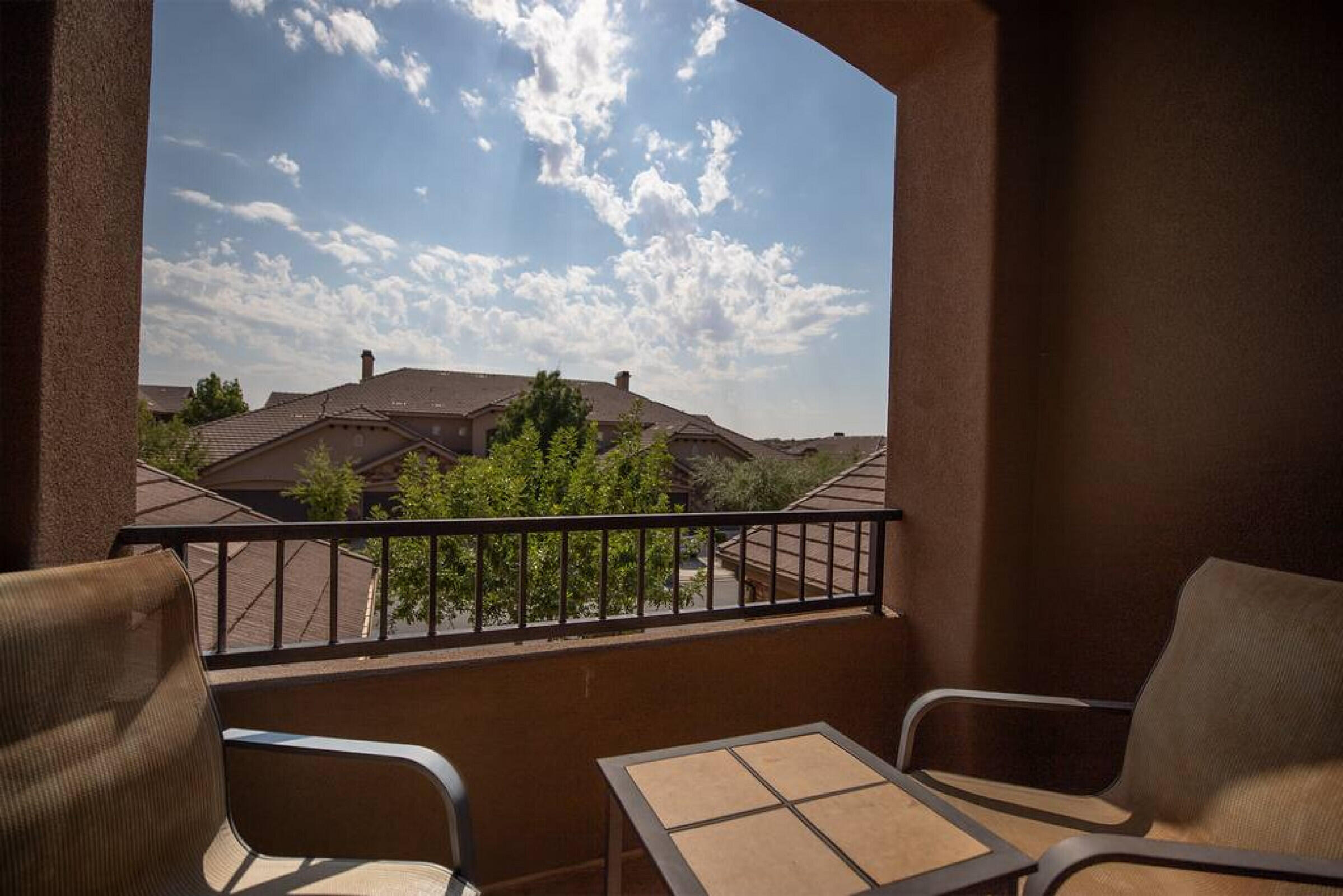 CORAL RIDGE TOWNHOMES - Residential