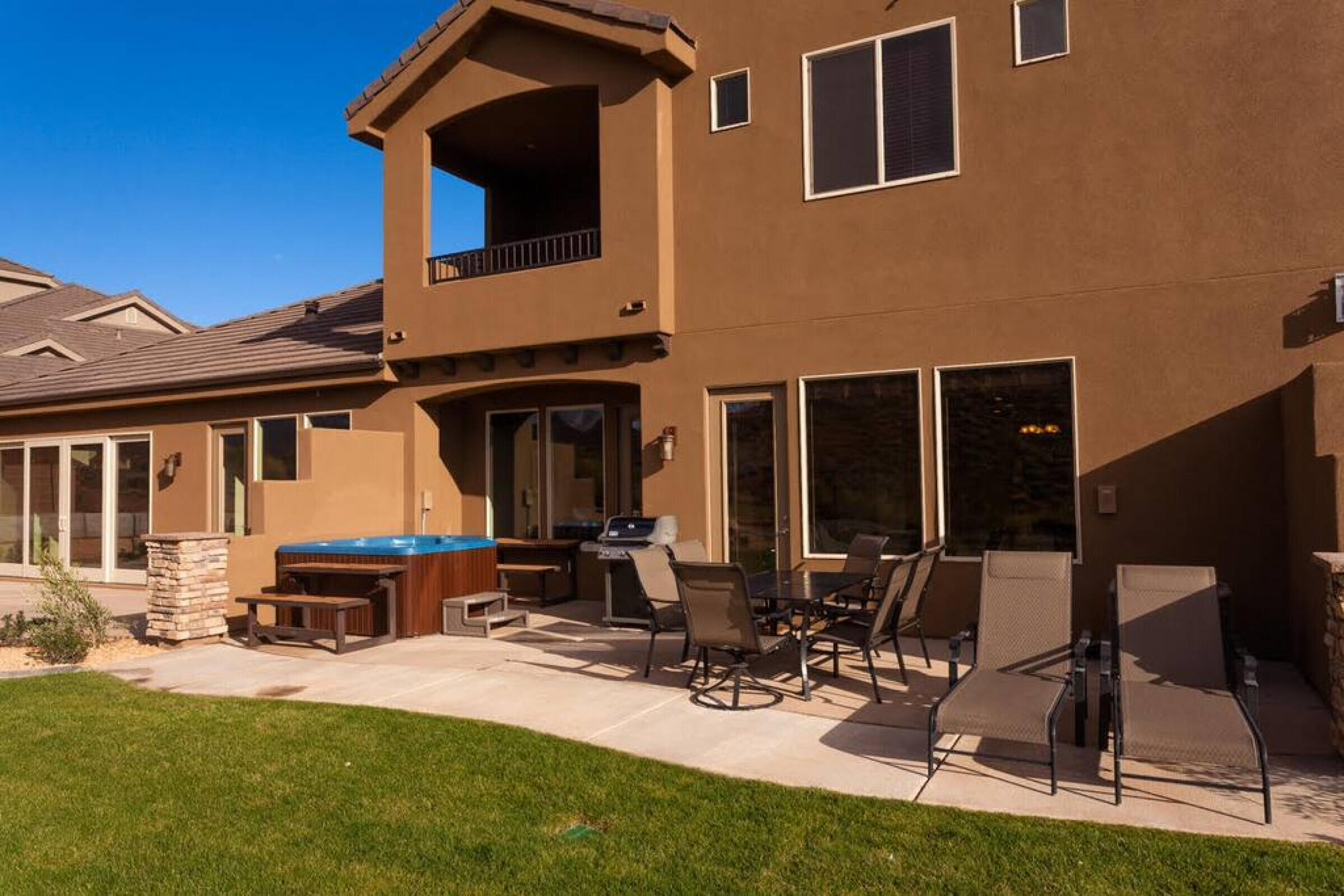 CORAL RIDGE TOWNHOMES - Residential