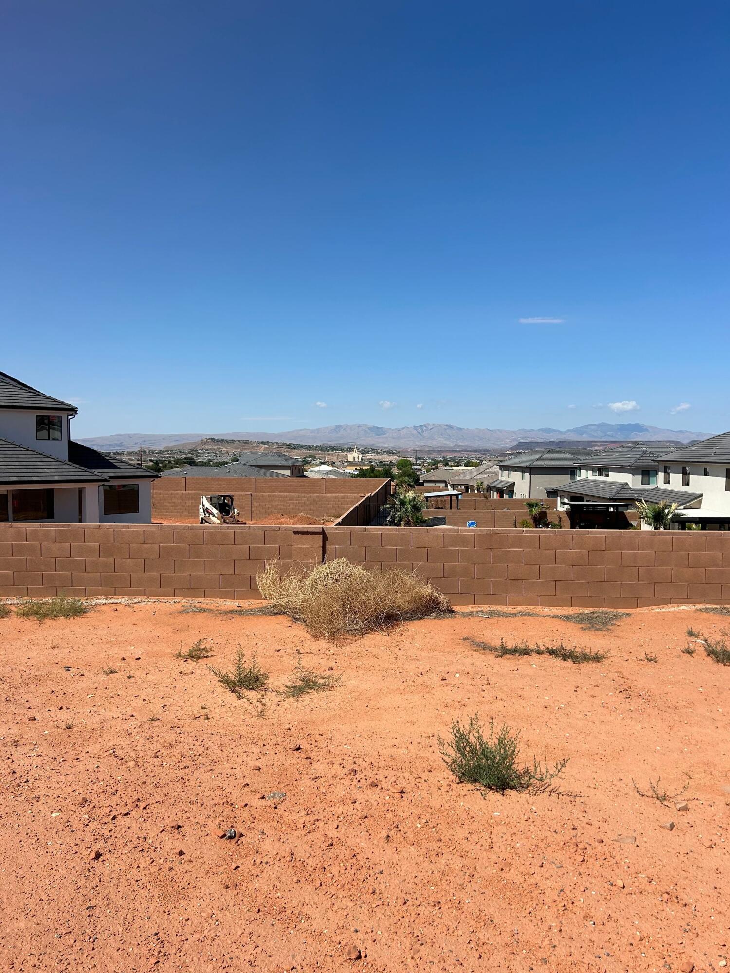 ROADRUNNER RIDGE - Land