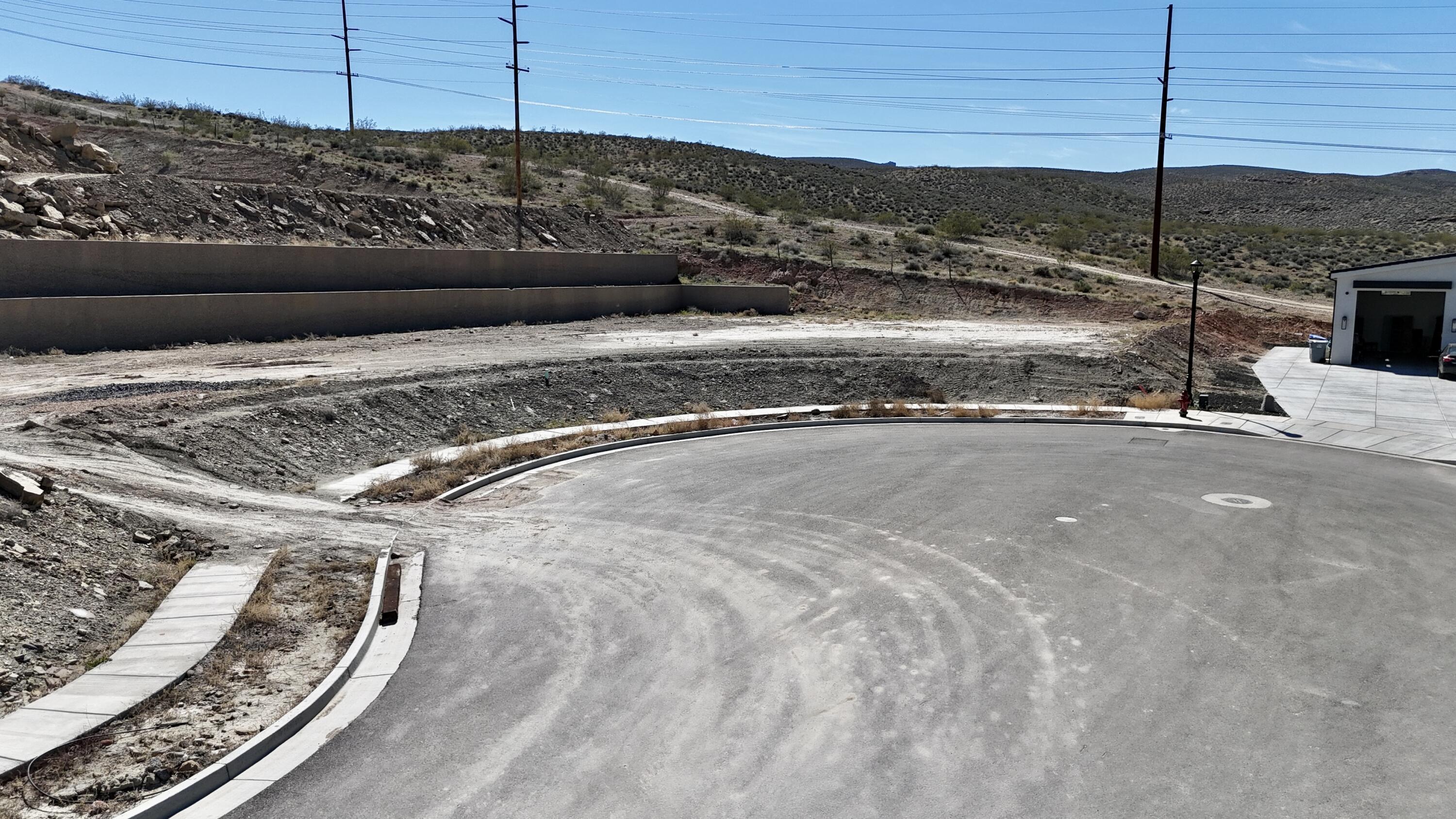 HILLS AT SANTA CLARA - Land