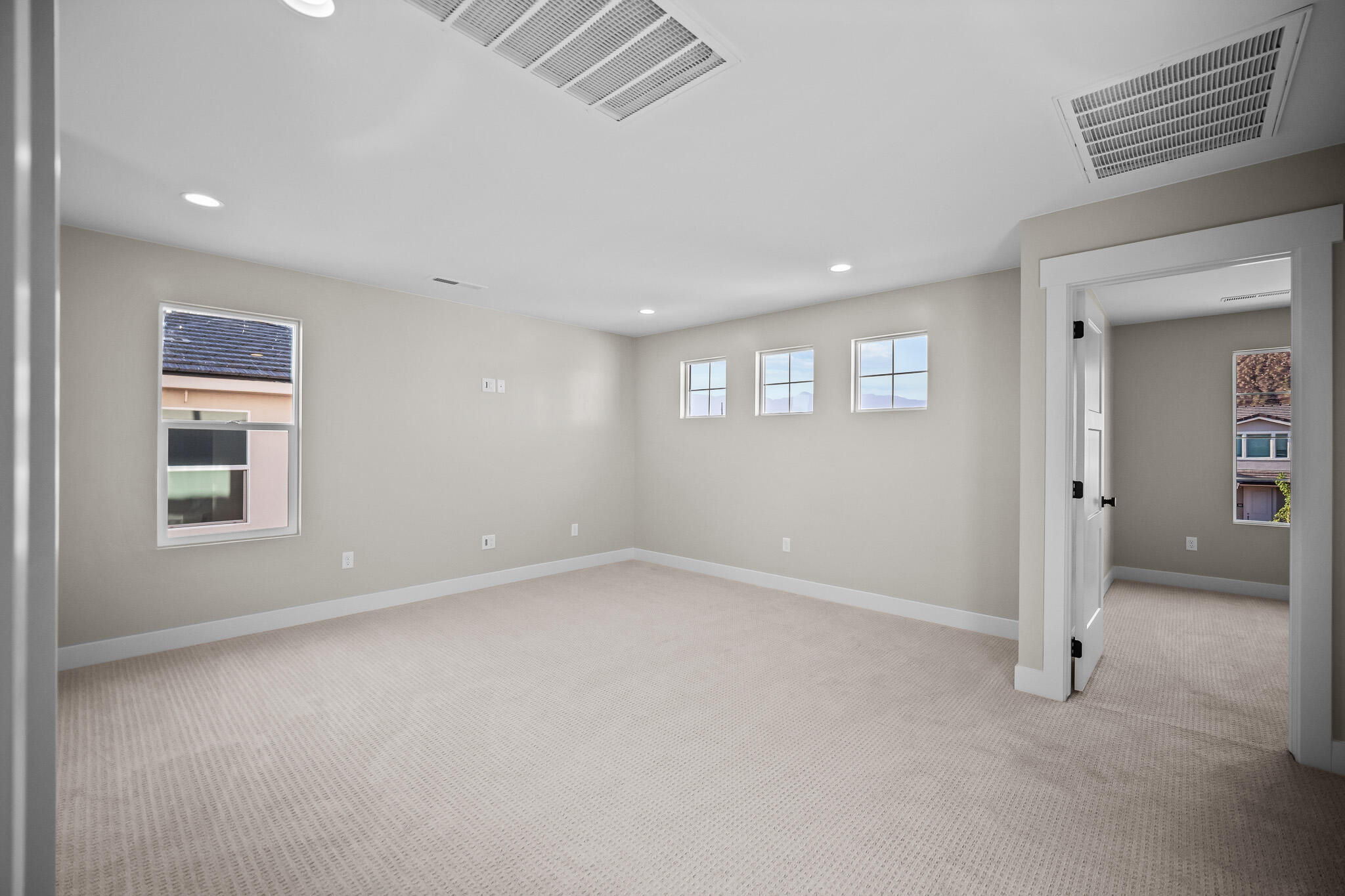 HURRICANE HOLLOW - Residential