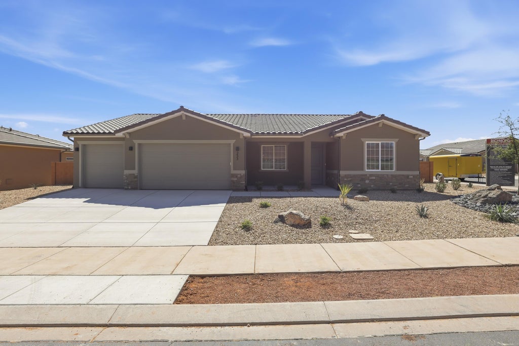 Photo of 233 W Red Vista DR Lot 2 #Lot 2, Ivins, UT 84738 (MLS # 26-276338)