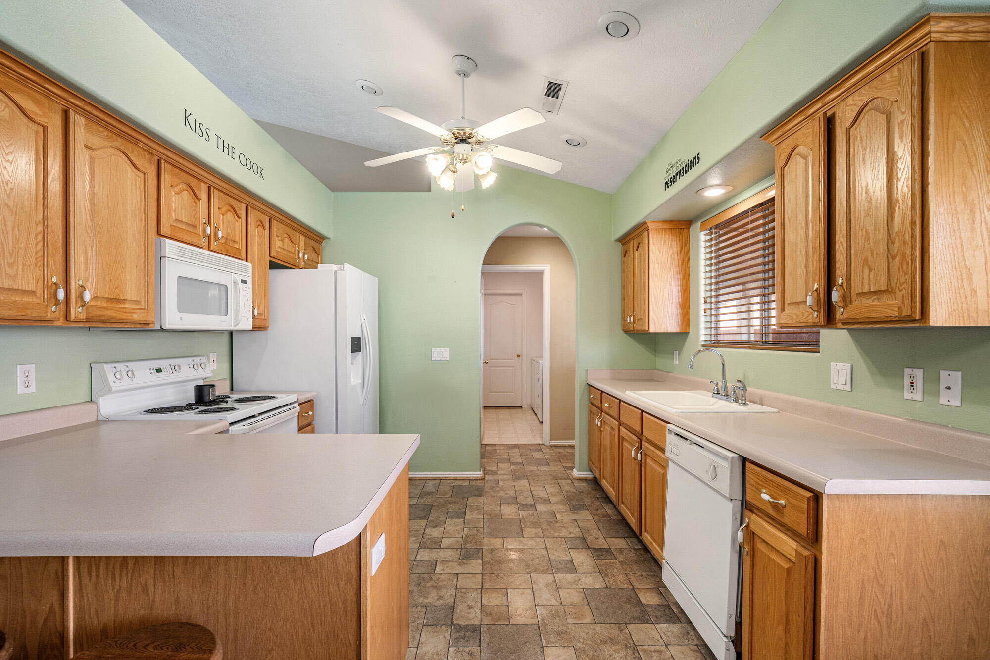 SUNCREST TOWNHOMES - Residential