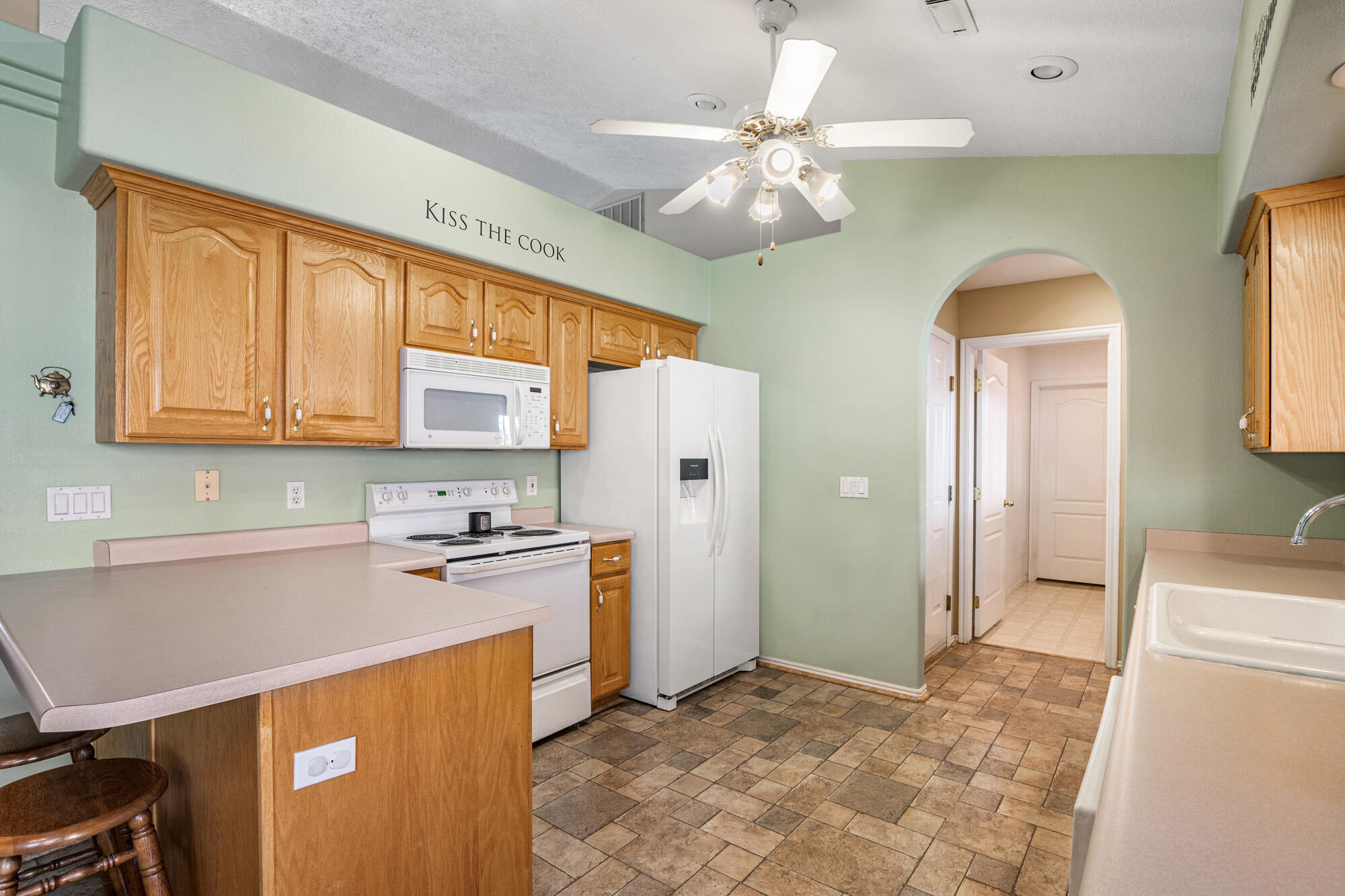 SUNCREST TOWNHOMES - Residential