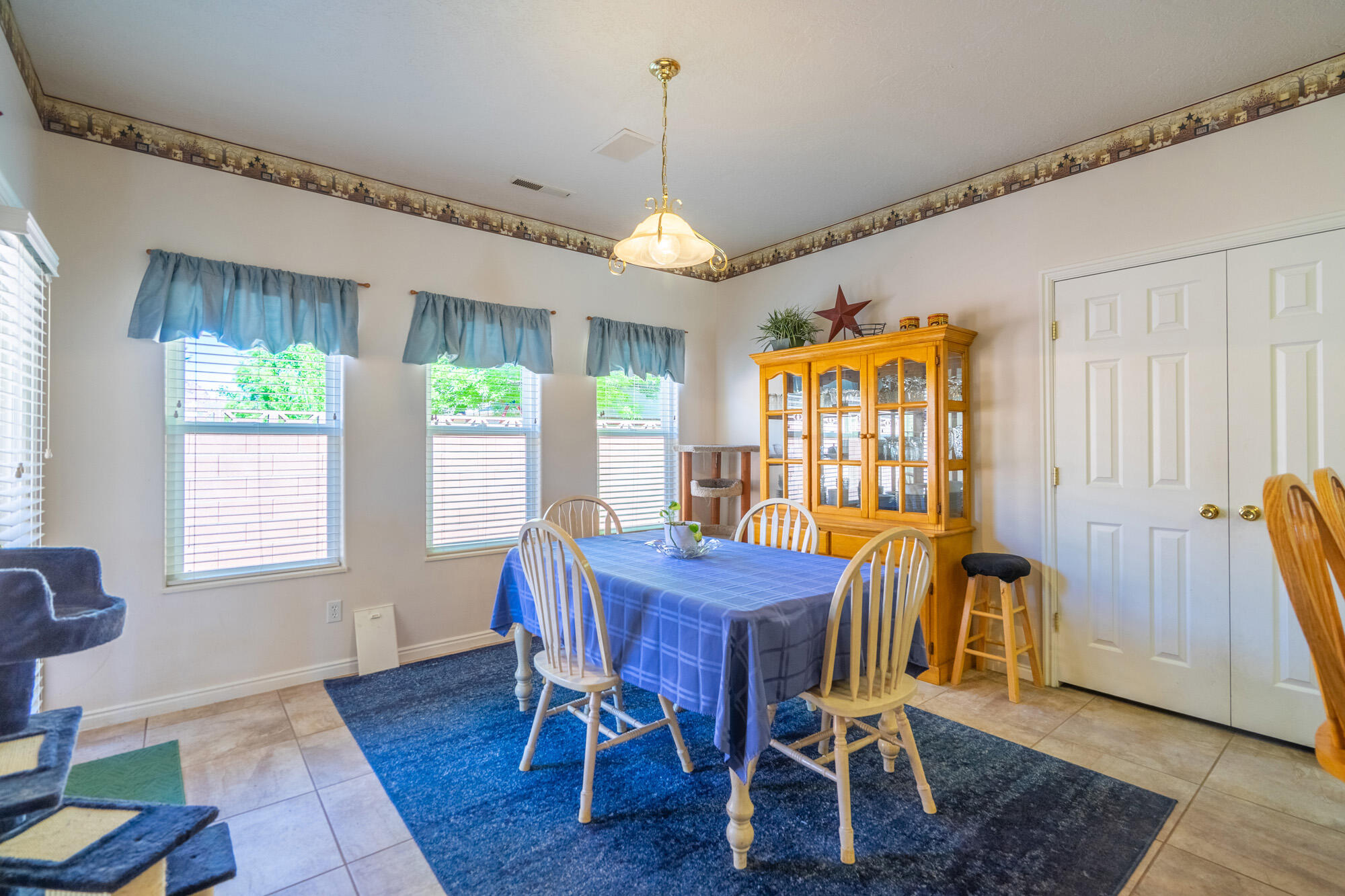 HEIGHTS WEST - Residential