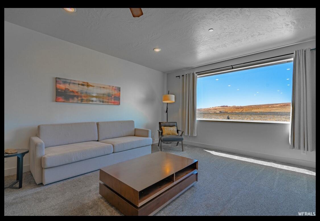 VILLAS AT SAND HOLLOW - Residential