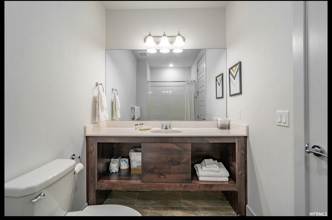 VILLAS AT SAND HOLLOW - Residential