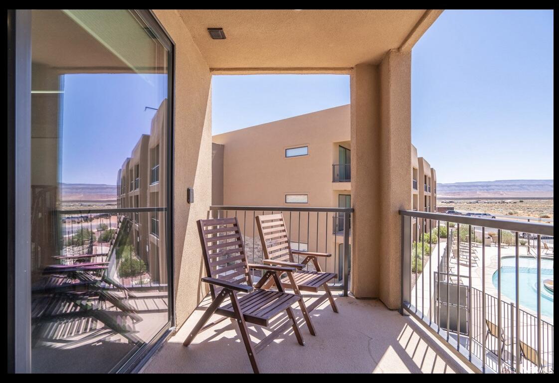 VILLAS AT SAND HOLLOW - Residential