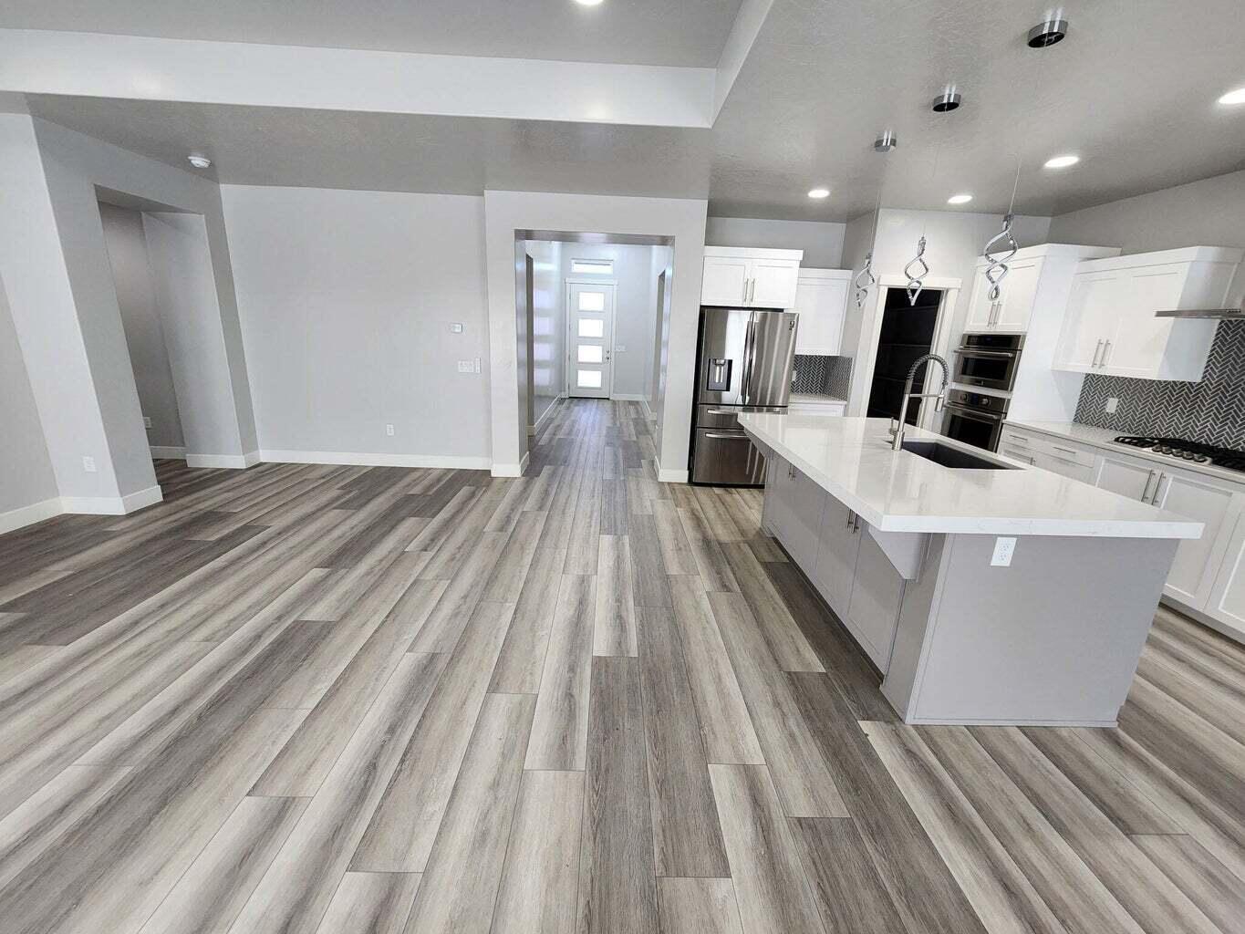 SAGE CANYON - Residential