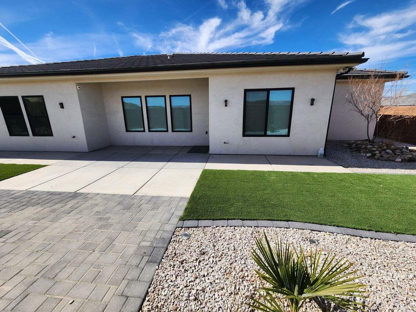 SAGE CANYON - Residential