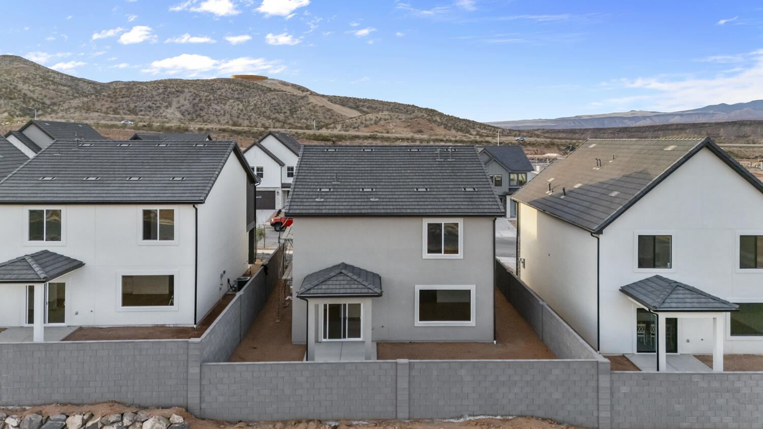 STANDING ROCK EAST AT LONG VALLEY - Residential