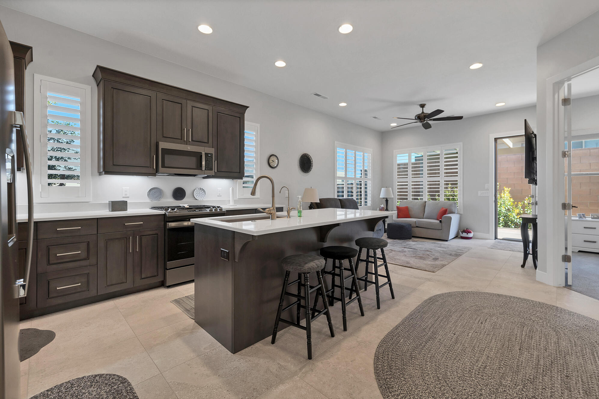 VILLAS AT SUN RIVER - Residential