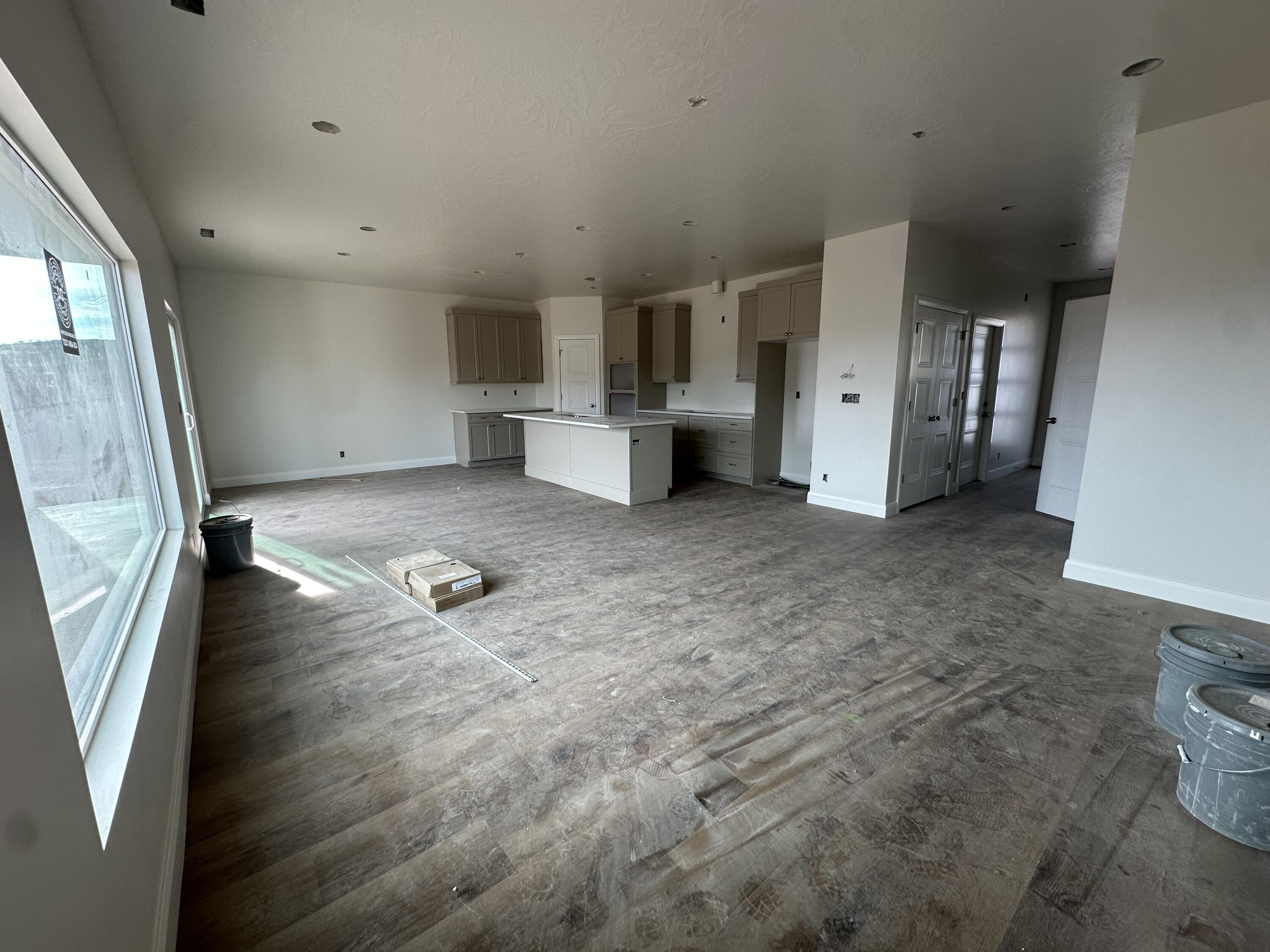 DESERT RIDGE ESTATES - Residential