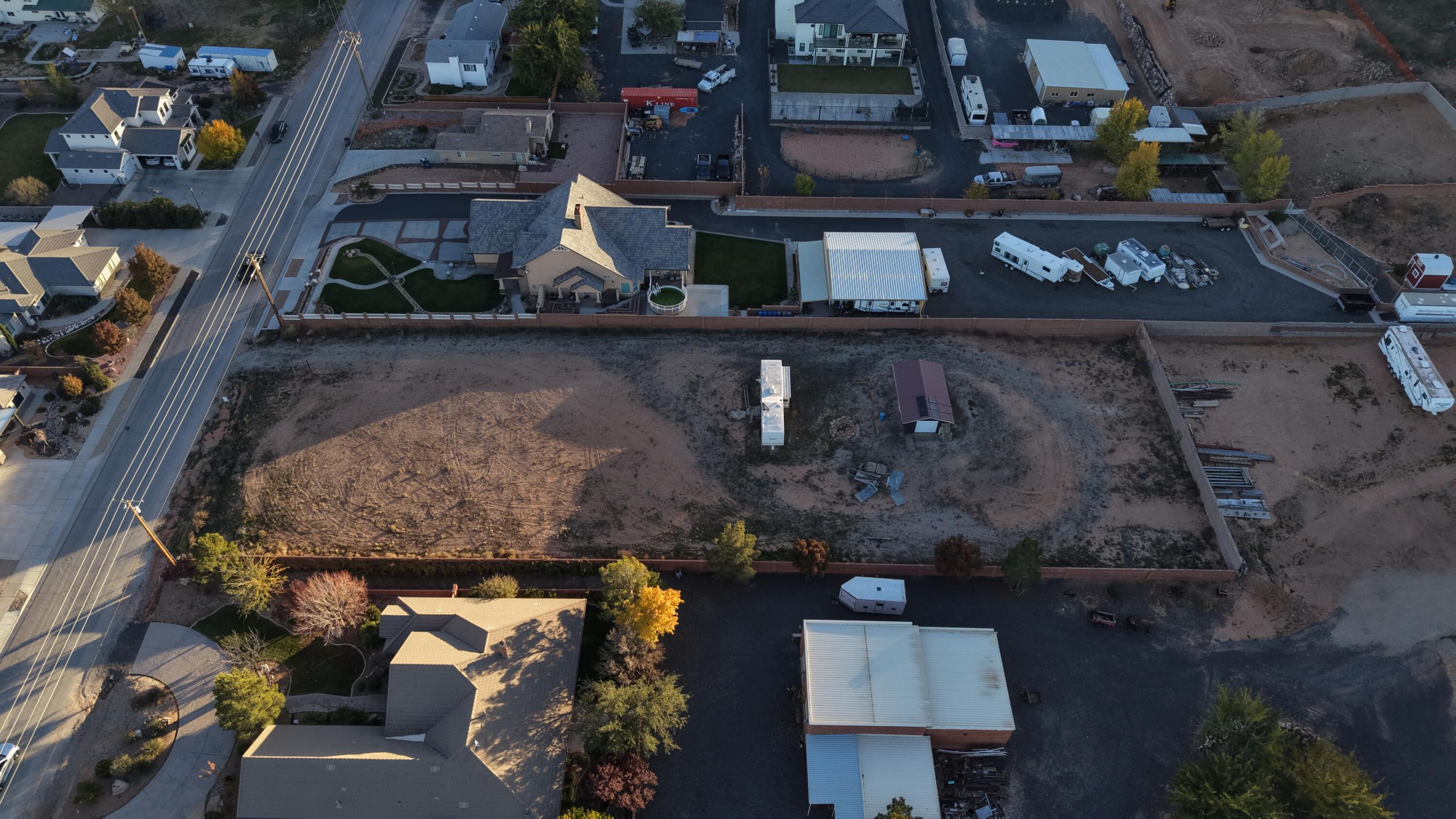 HURRICANE TOWNSITE - Land