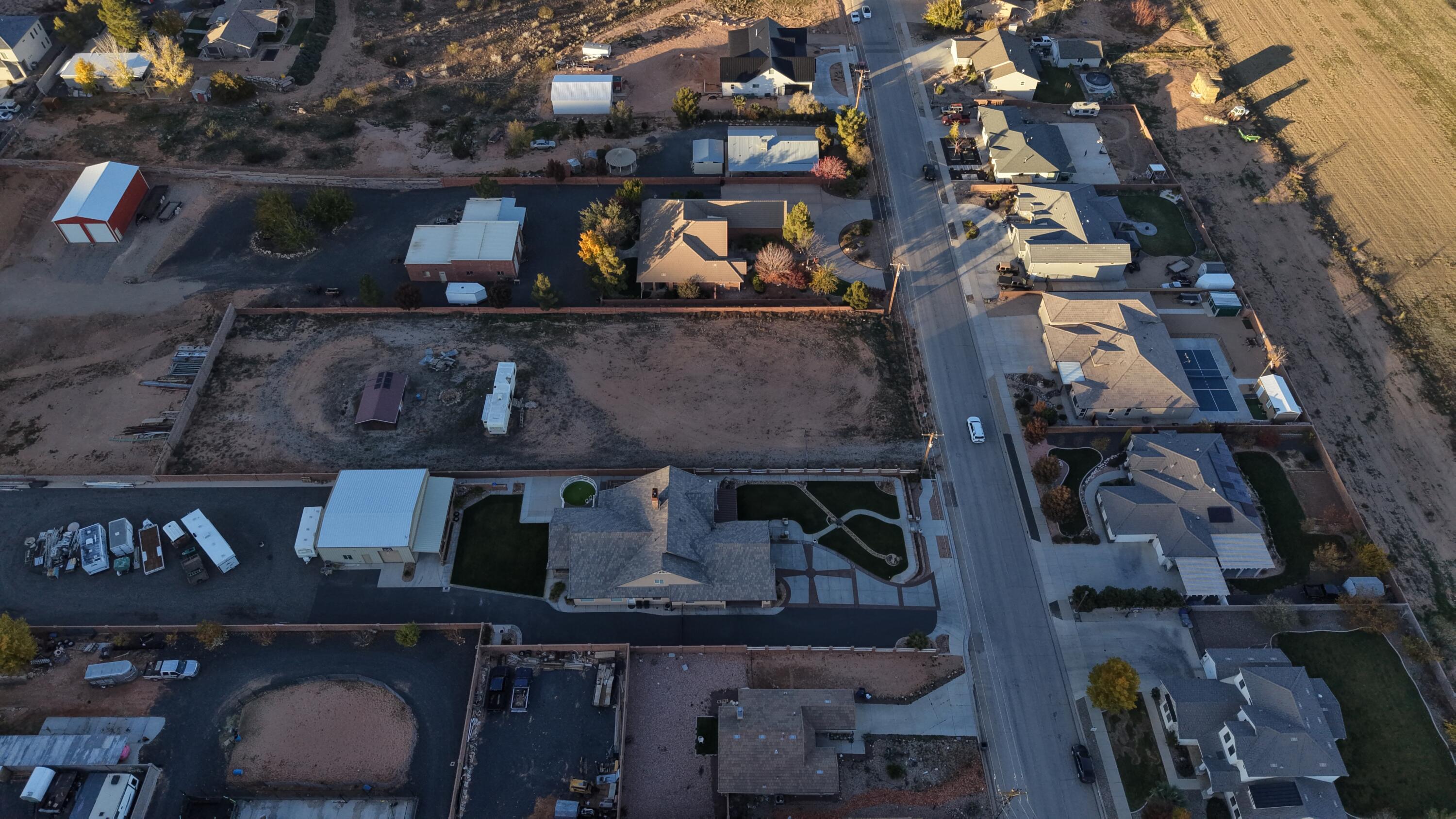 HURRICANE TOWNSITE - Land