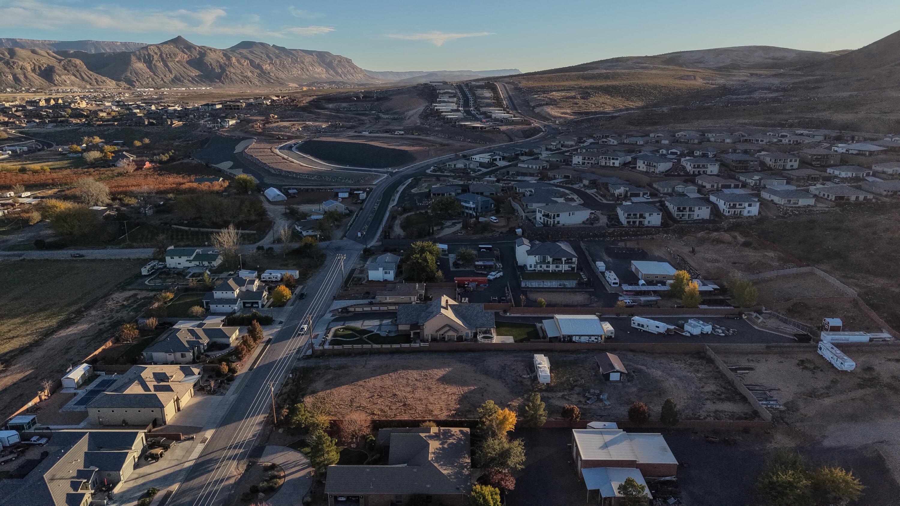 HURRICANE TOWNSITE - Land