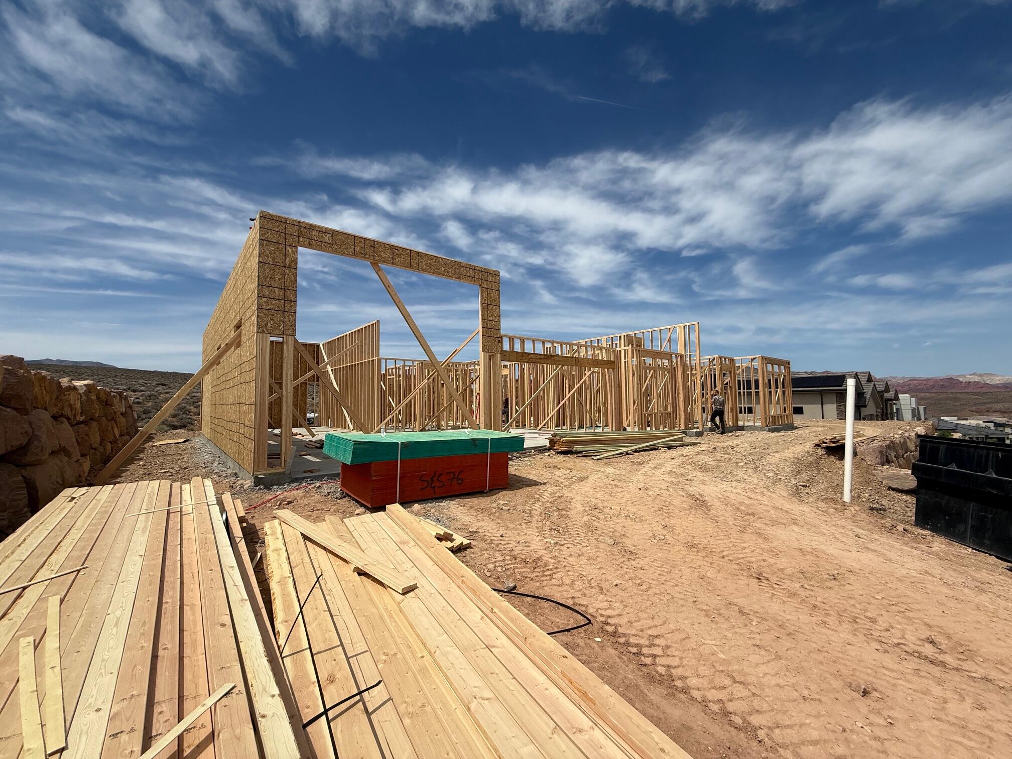 CASCATA AT DIVARIO - Residential