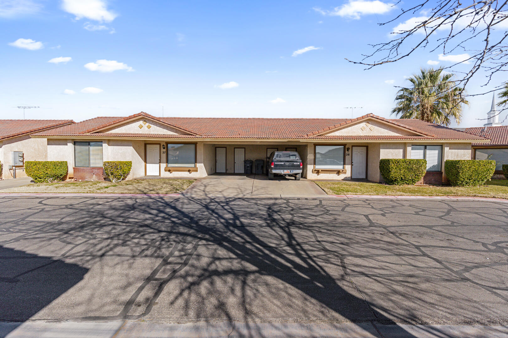SPANISH PALMS TOWNHOMES - Residential