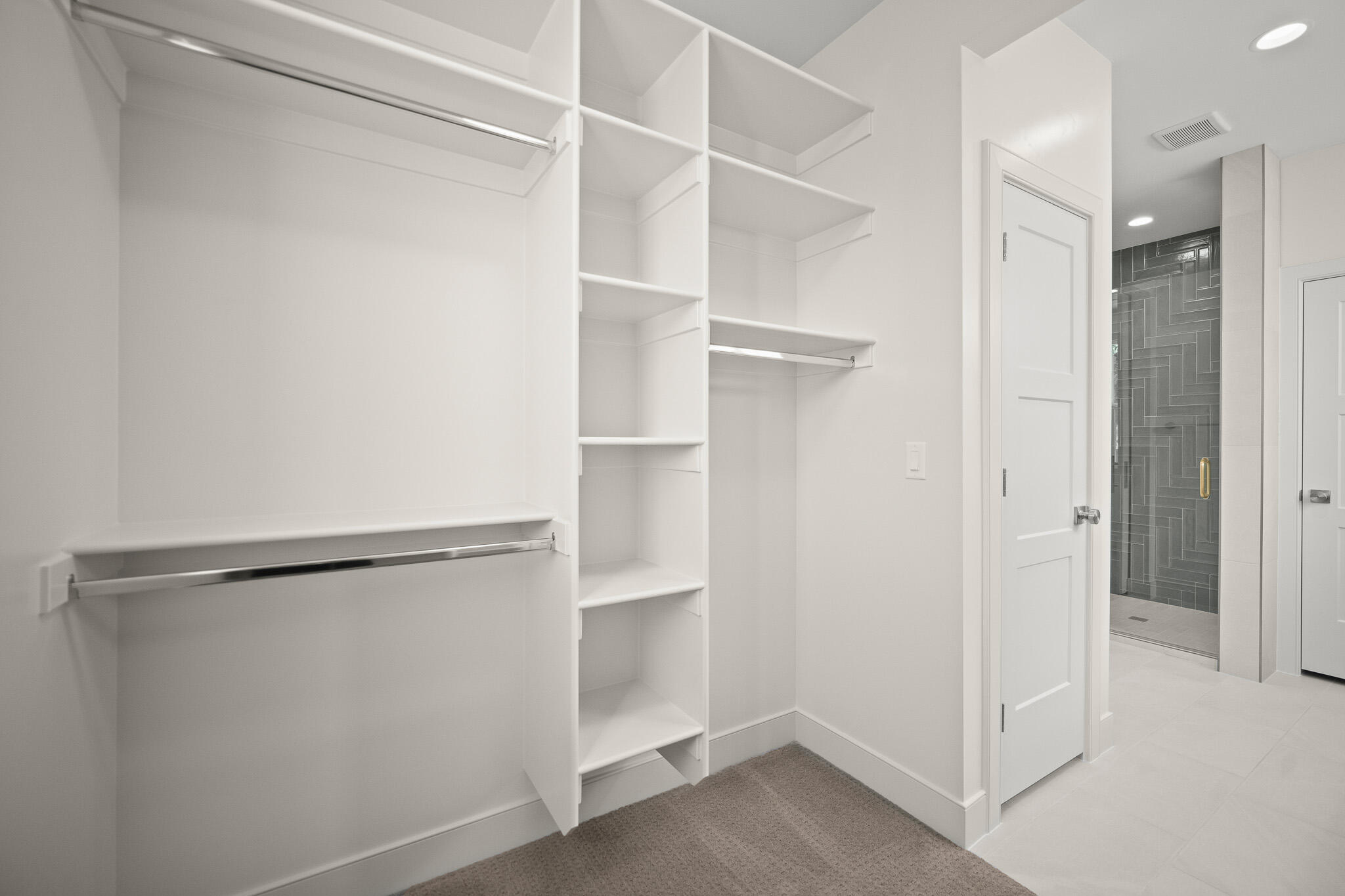 DESERT RESERVE - Residential