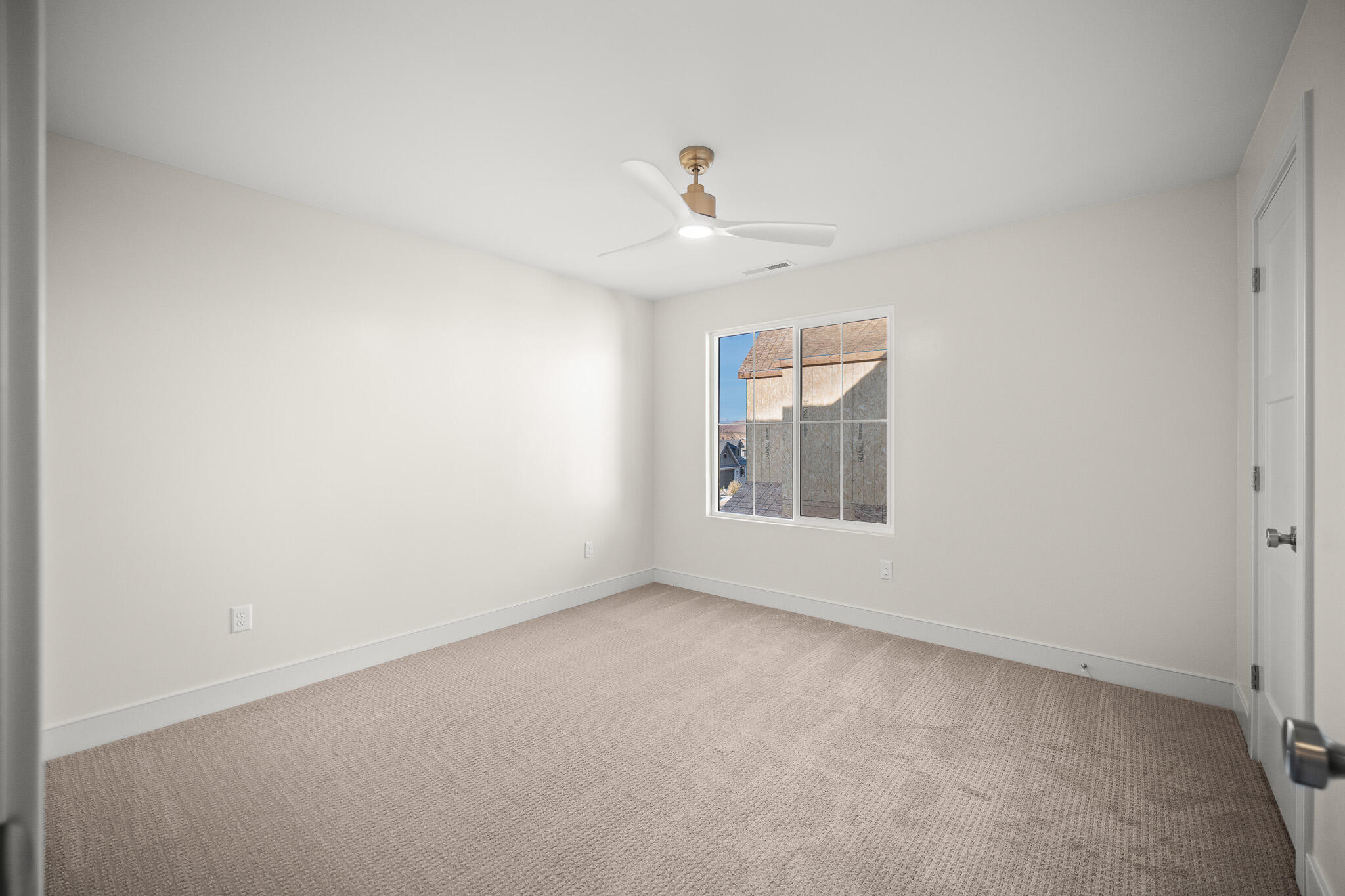 DESERT RESERVE - Residential