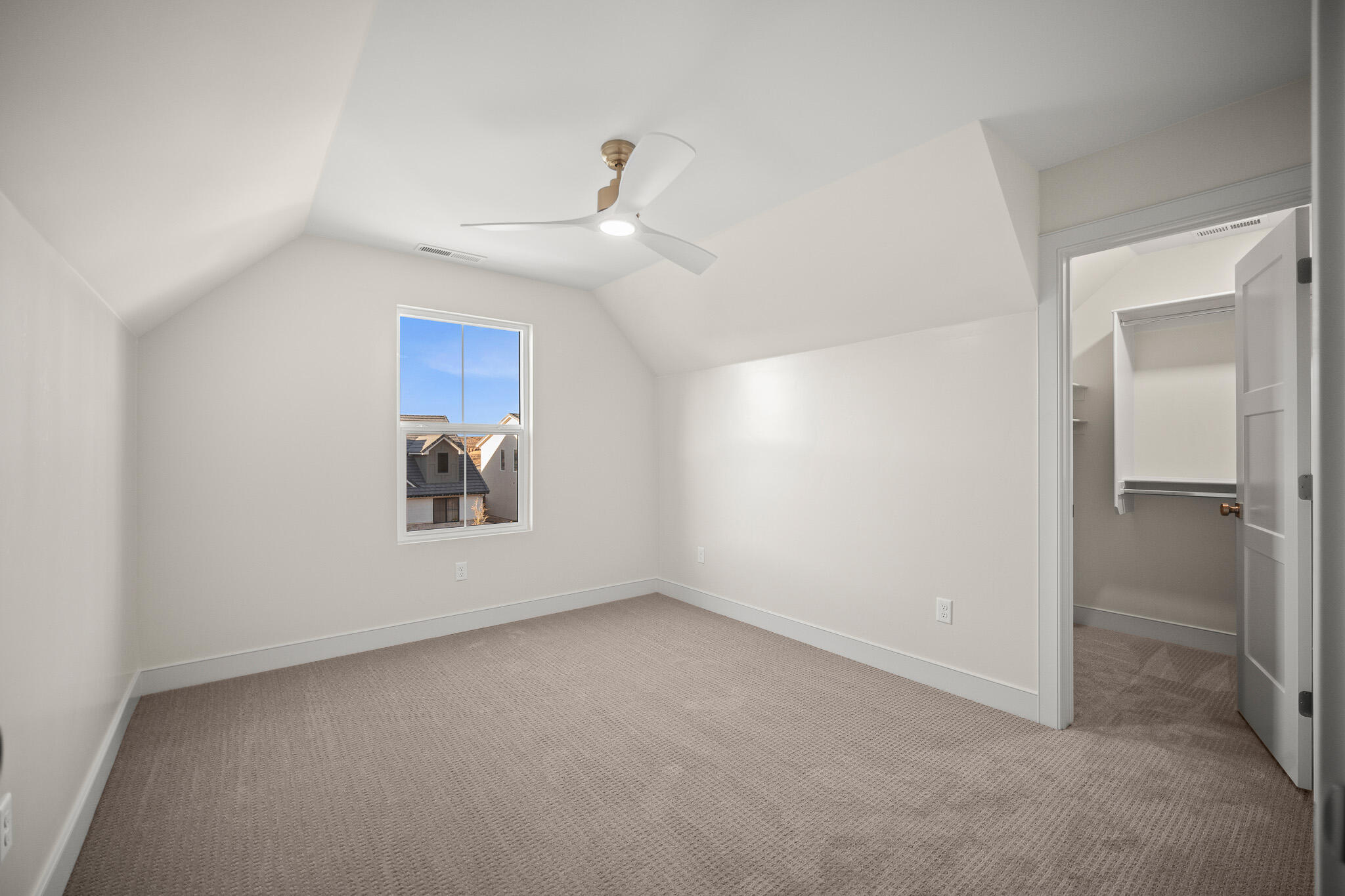 DESERT RESERVE - Residential