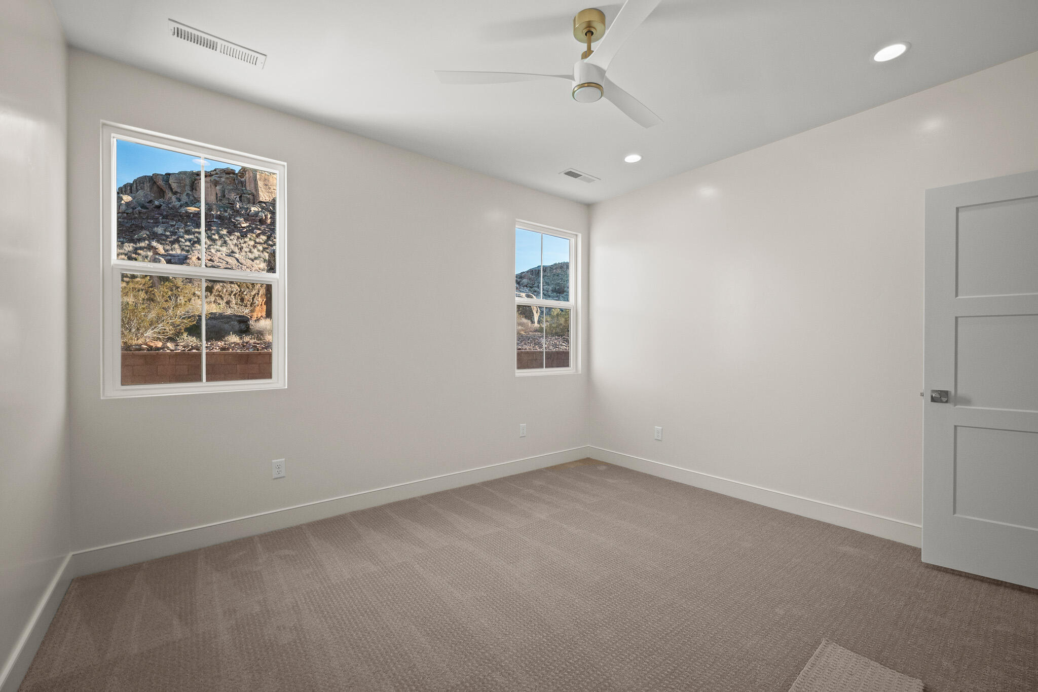 DESERT RESERVE - Residential