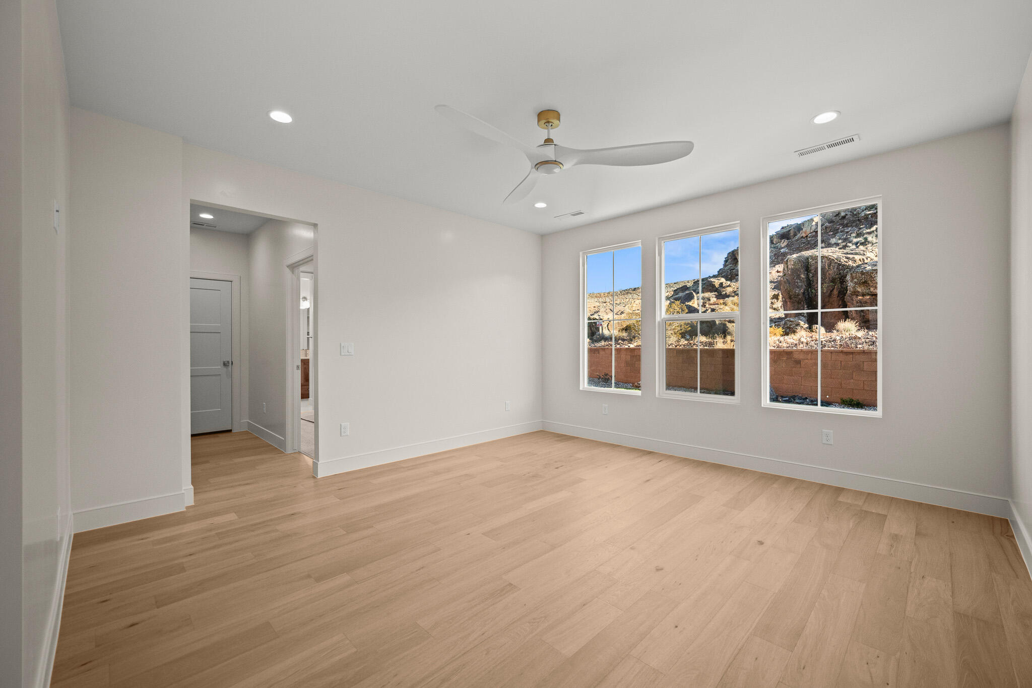 DESERT RESERVE - Residential