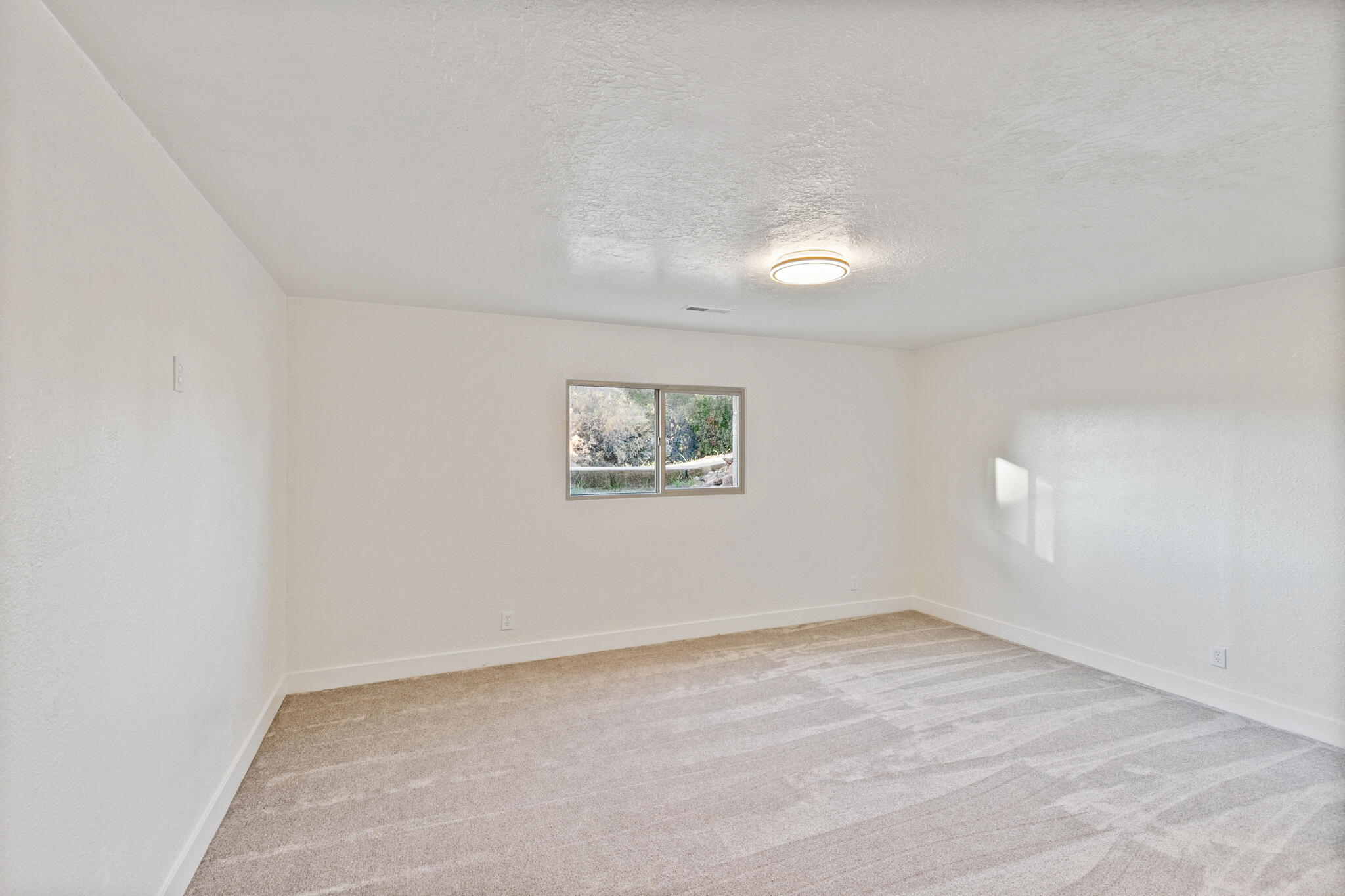 BLOOMINGTON COUNTRY CLUB - Residential