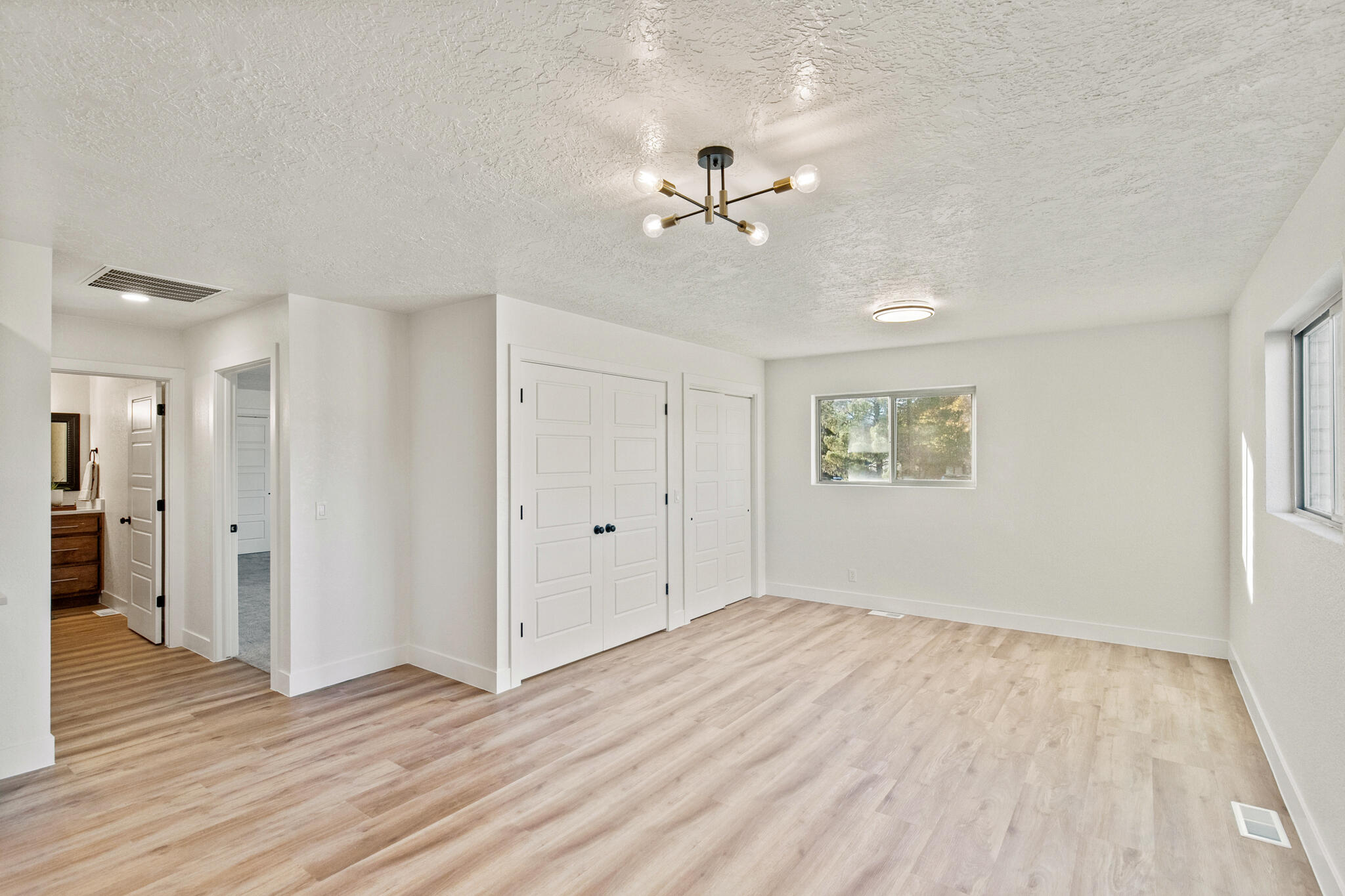 BLOOMINGTON COUNTRY CLUB - Residential