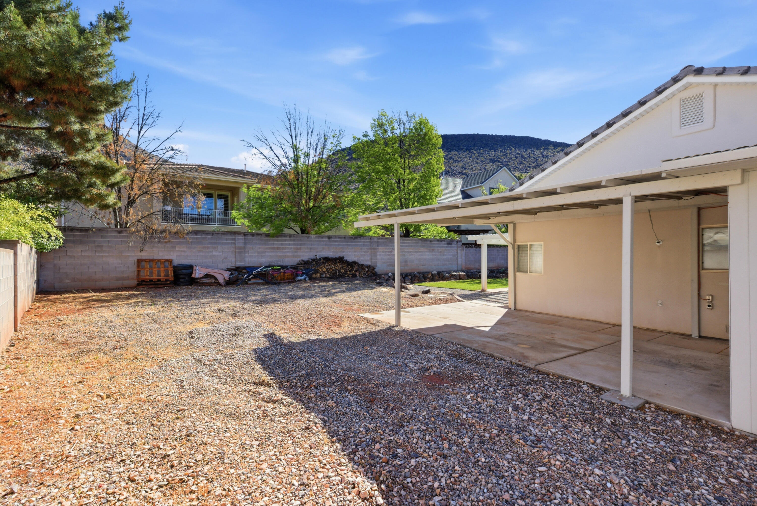 SHADOW MOUNTAIN - Residential