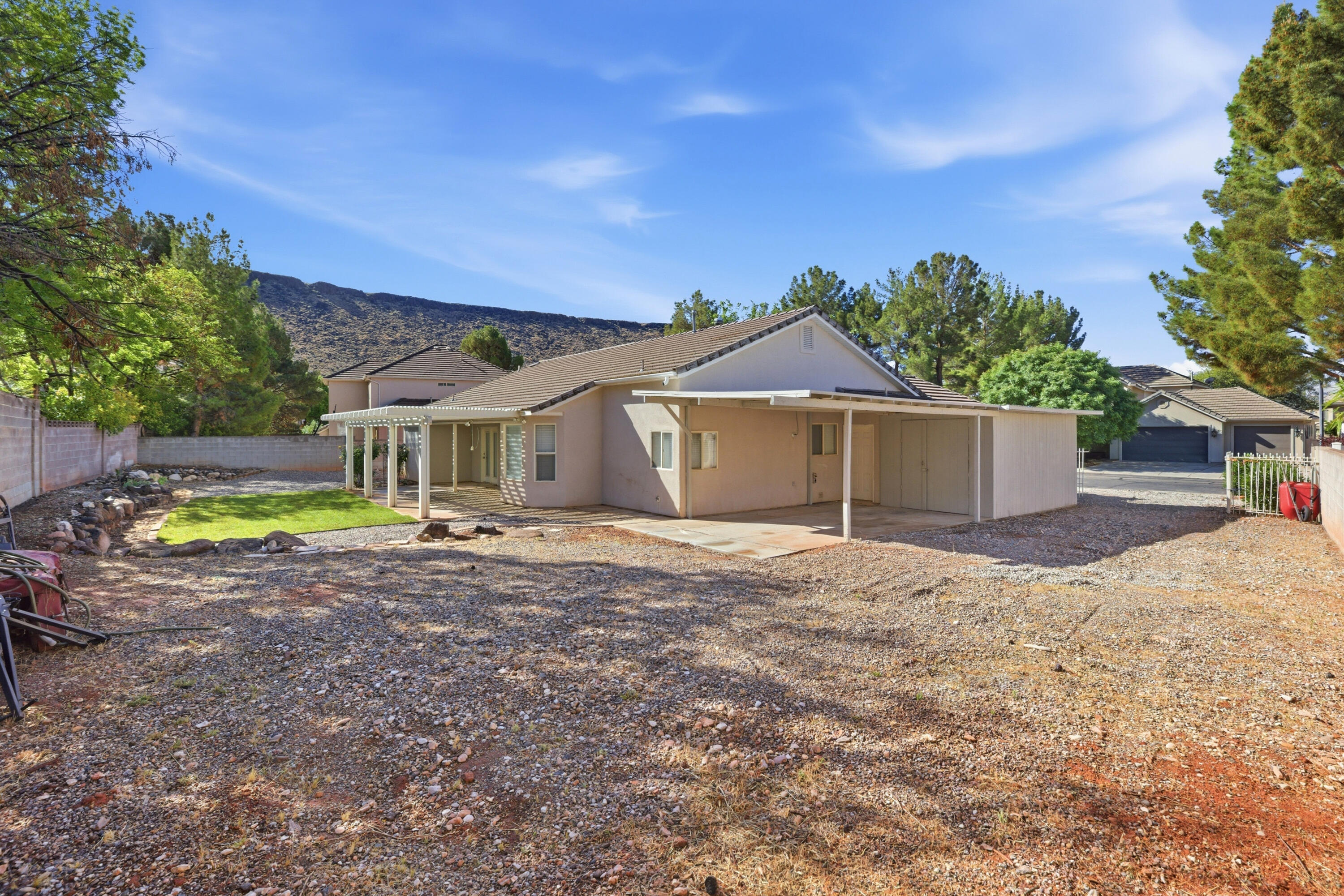 SHADOW MOUNTAIN - Residential