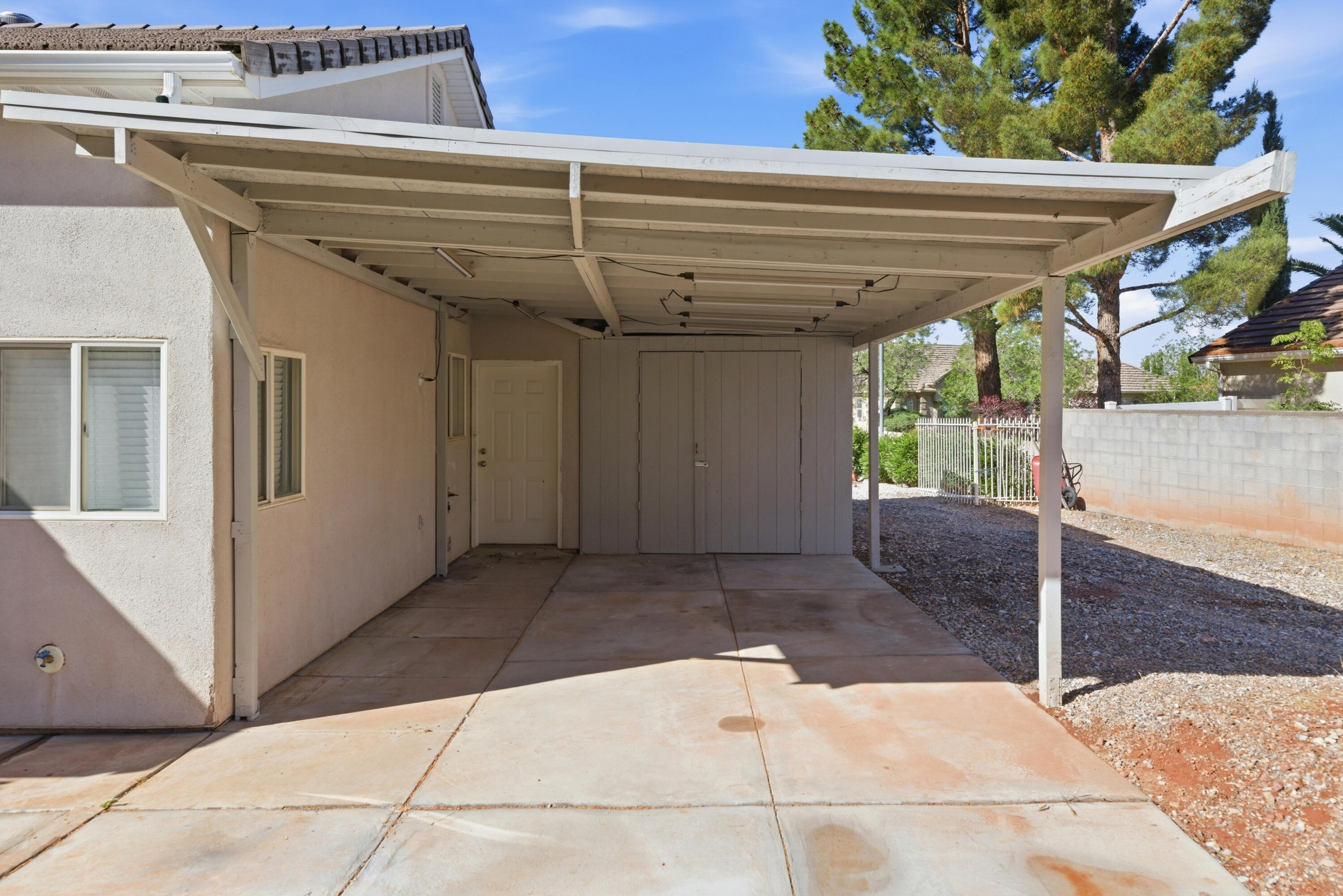 SHADOW MOUNTAIN - Residential