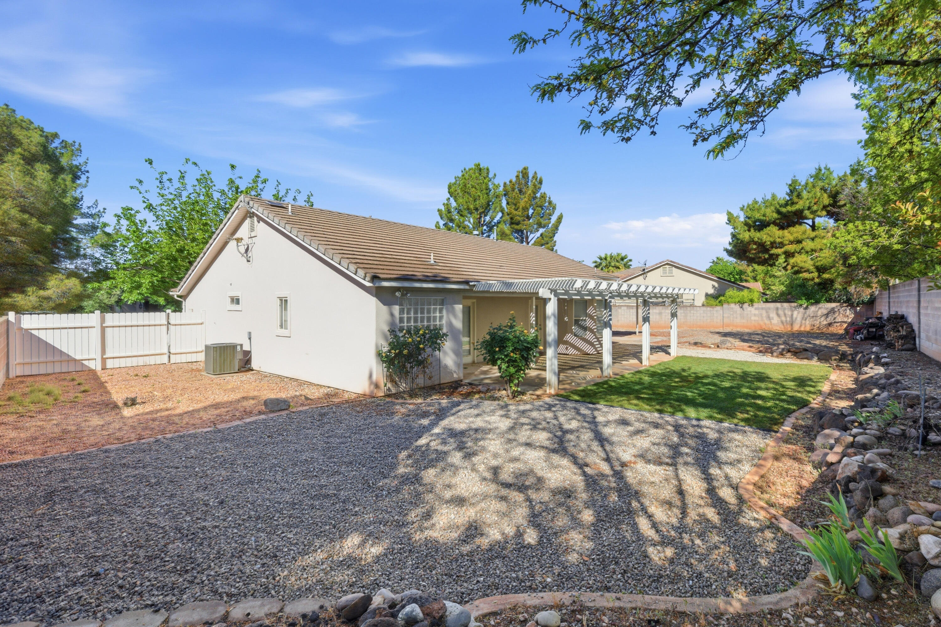 SHADOW MOUNTAIN - Residential