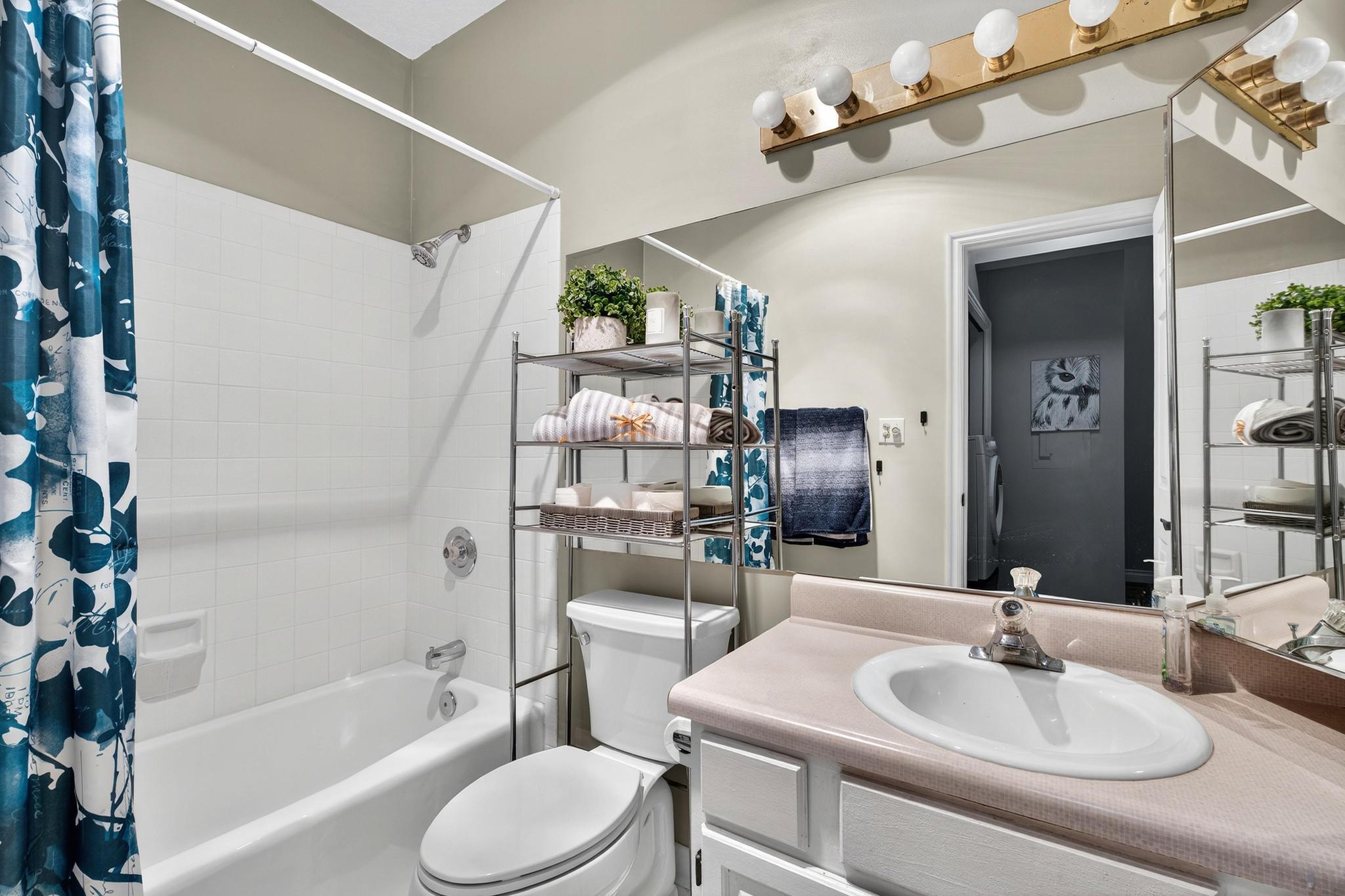 COTTON MANOR CONDOS - Residential