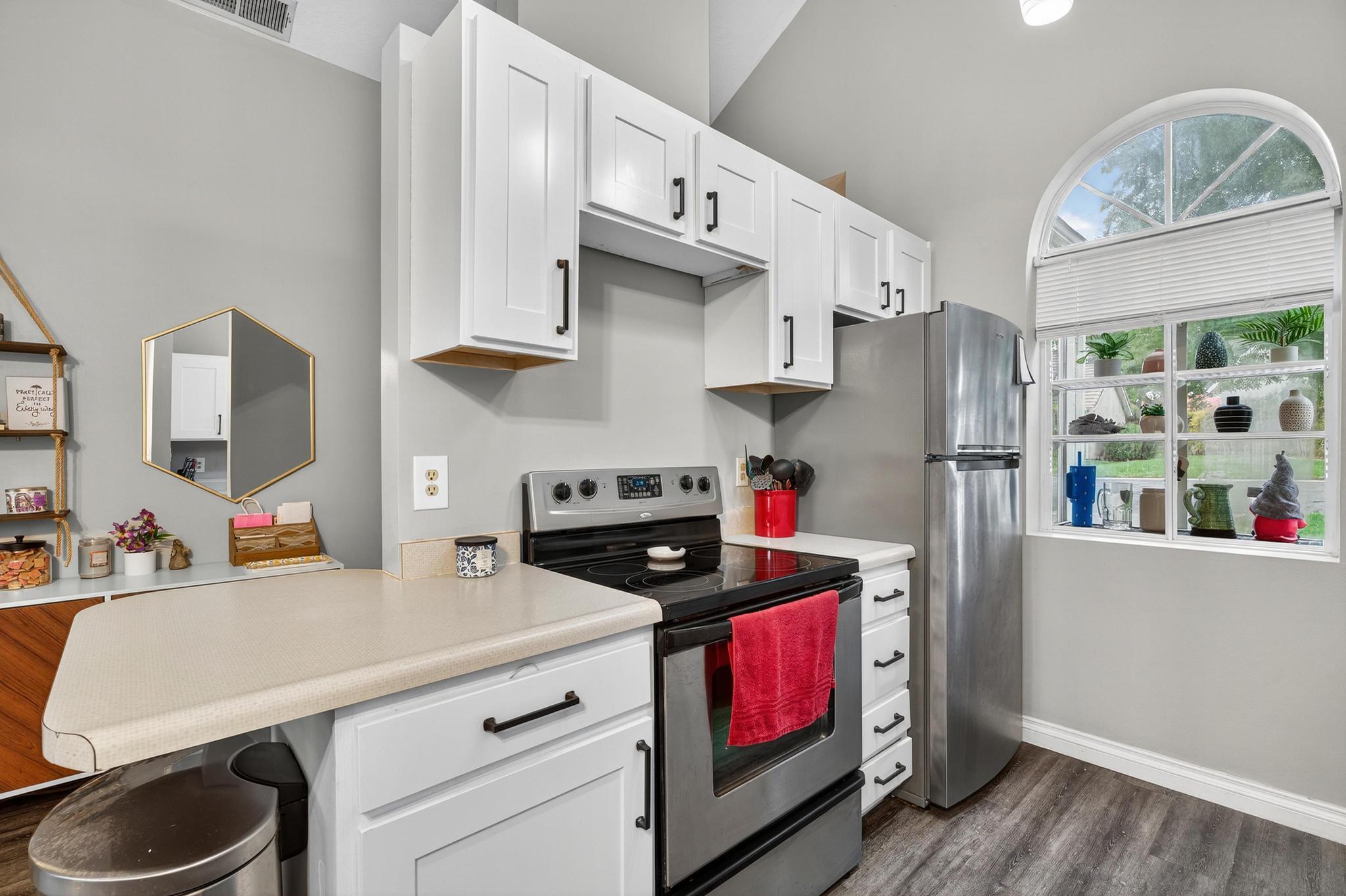 COTTON MANOR CONDOS - Residential