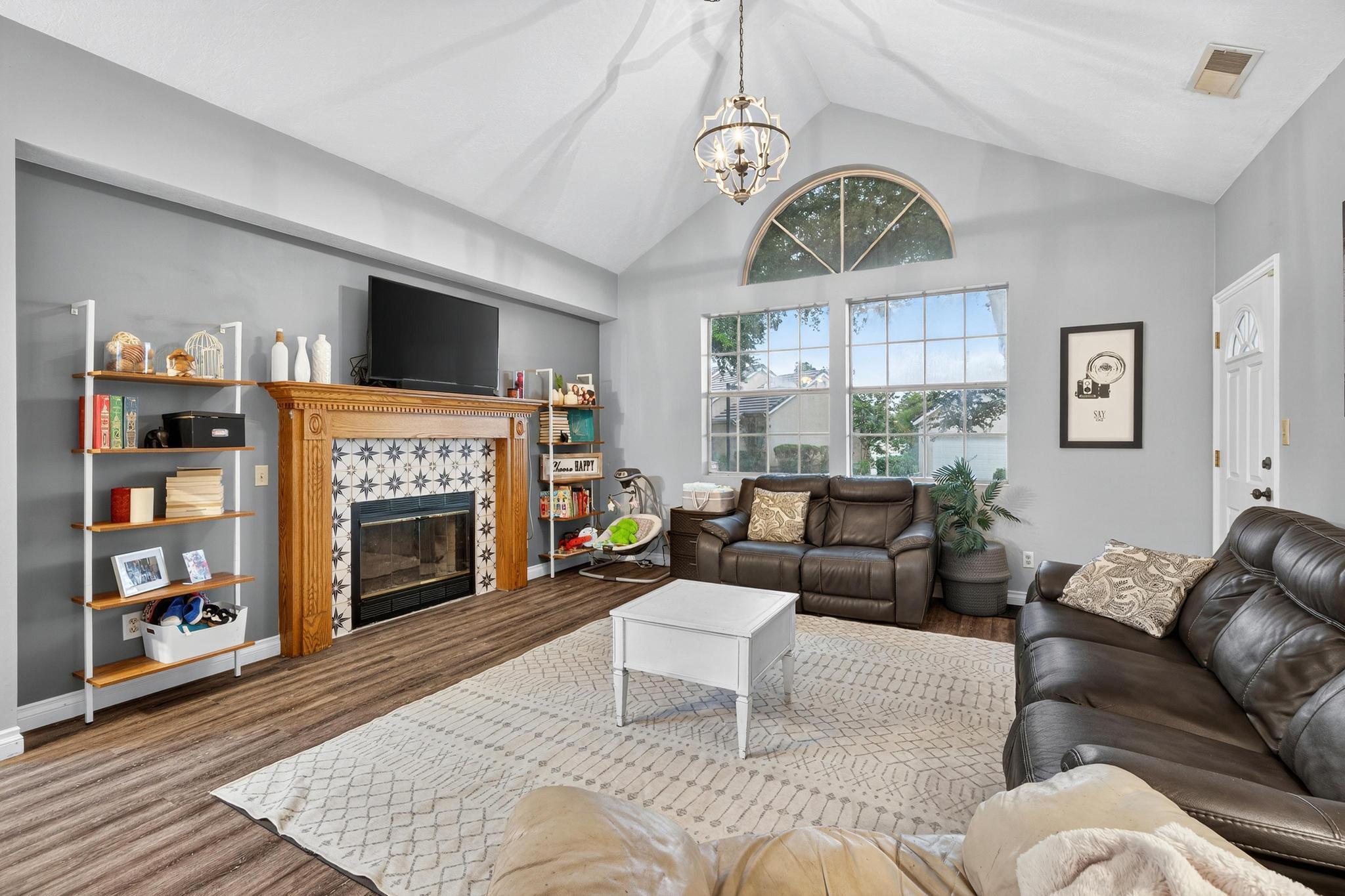 COTTON MANOR CONDOS - Residential