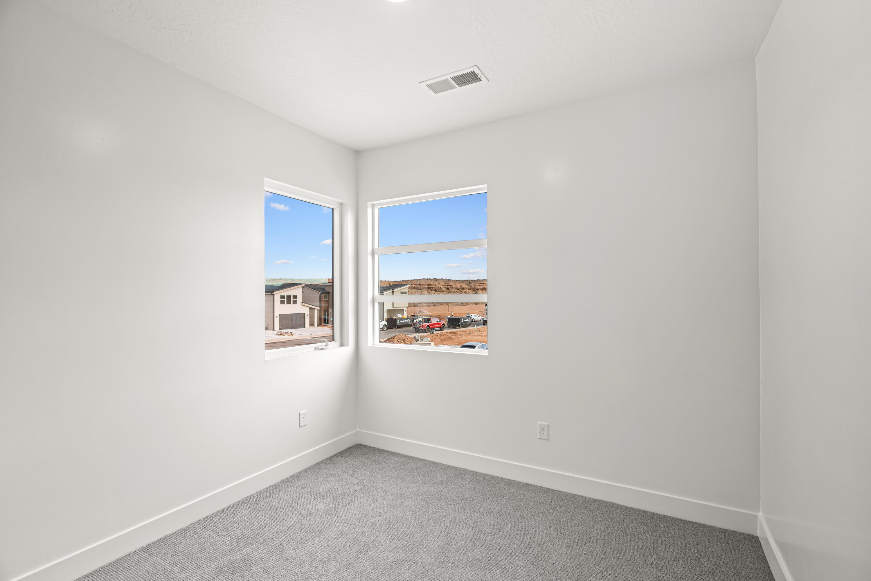 DESERT REFLECTION - Residential