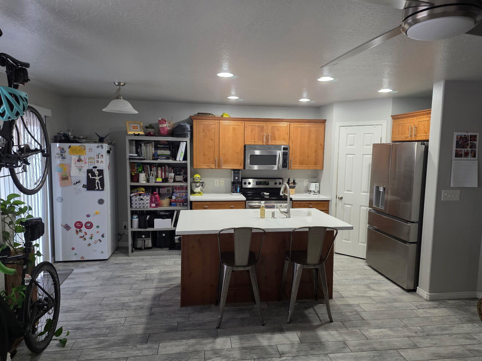 HIDDEN VALLEY TOWN HOMES - Residential