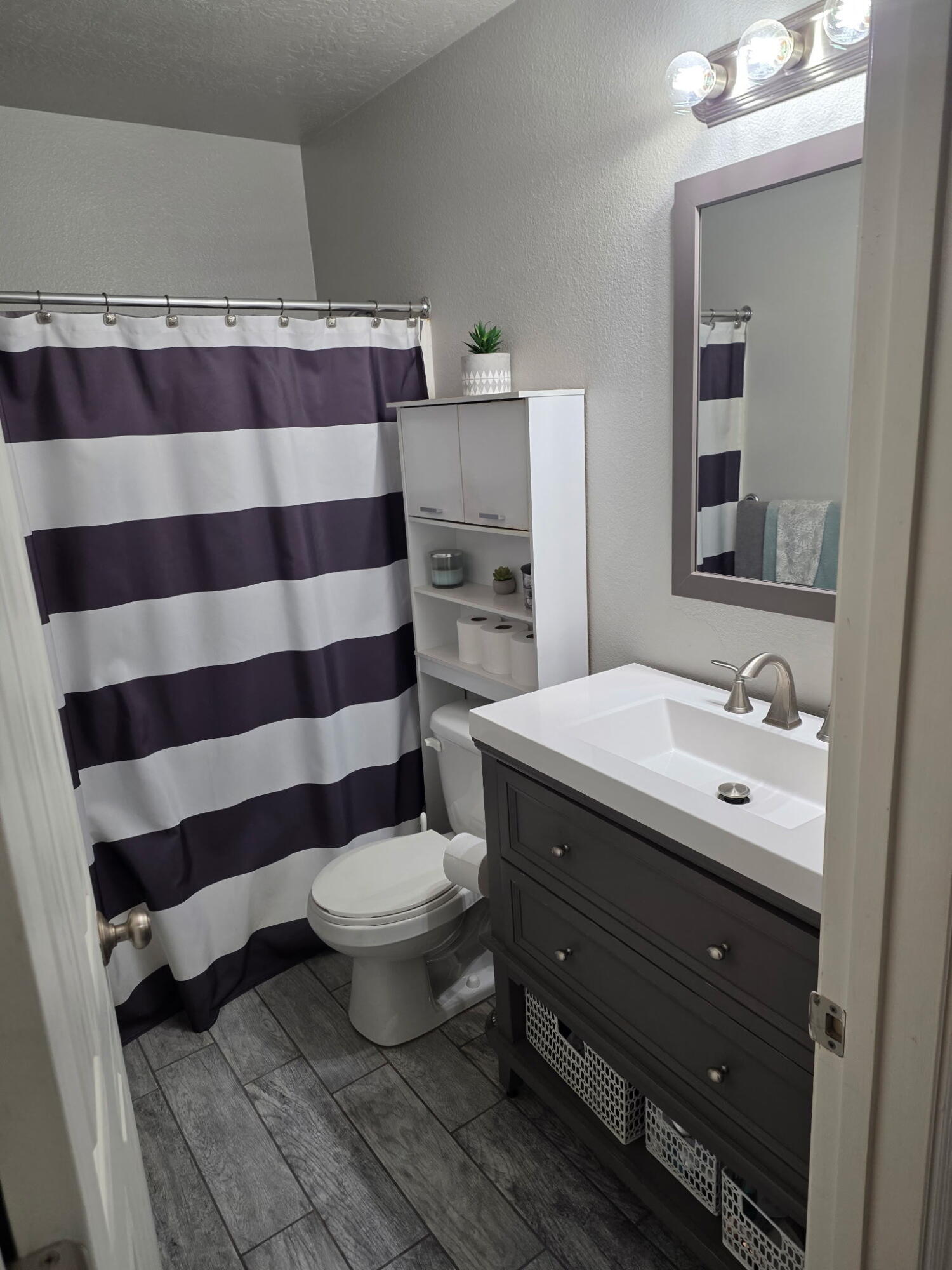 HIDDEN VALLEY TOWN HOMES - Residential