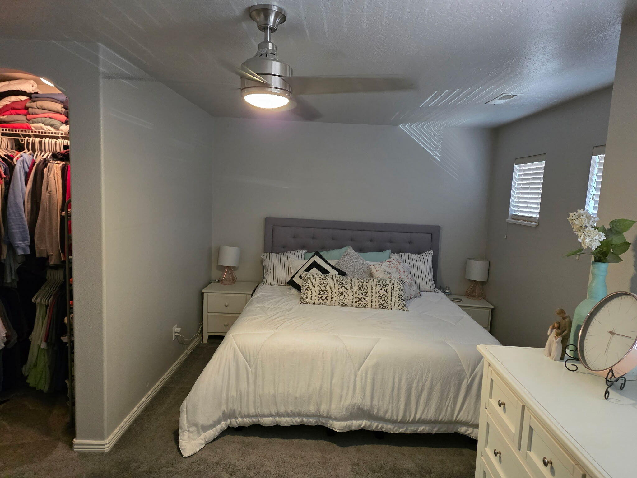 HIDDEN VALLEY TOWN HOMES - Residential